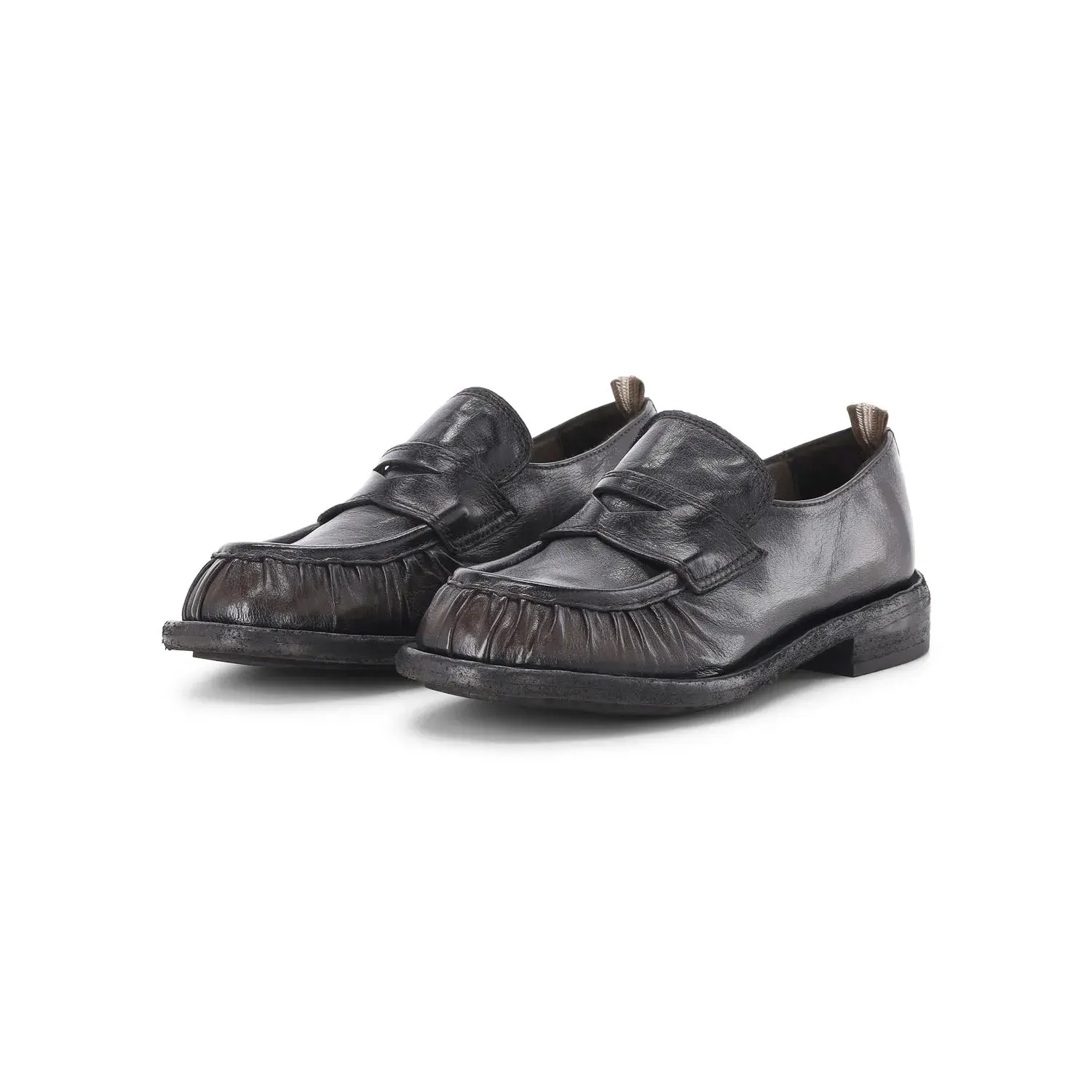 Schwarze Penny Loafers aus Distressed Leder