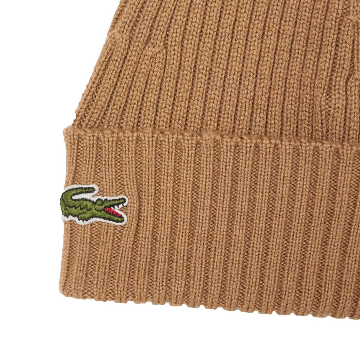 Gerippte Strickmütze mit Logo-Applikation