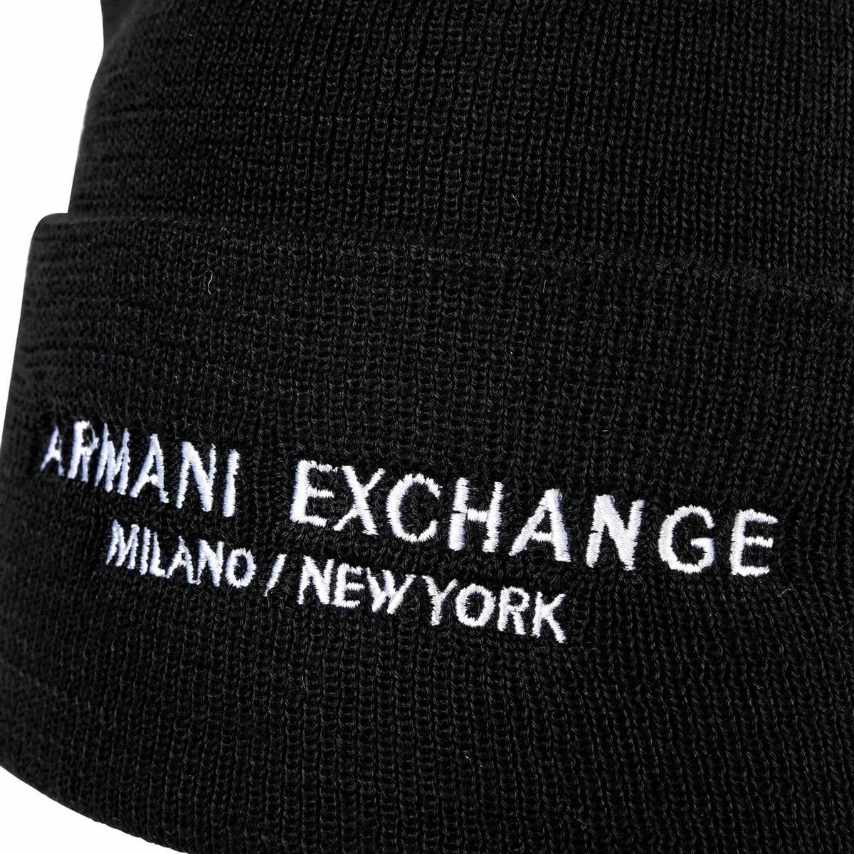 Bestickte Strickmütze mit Logo