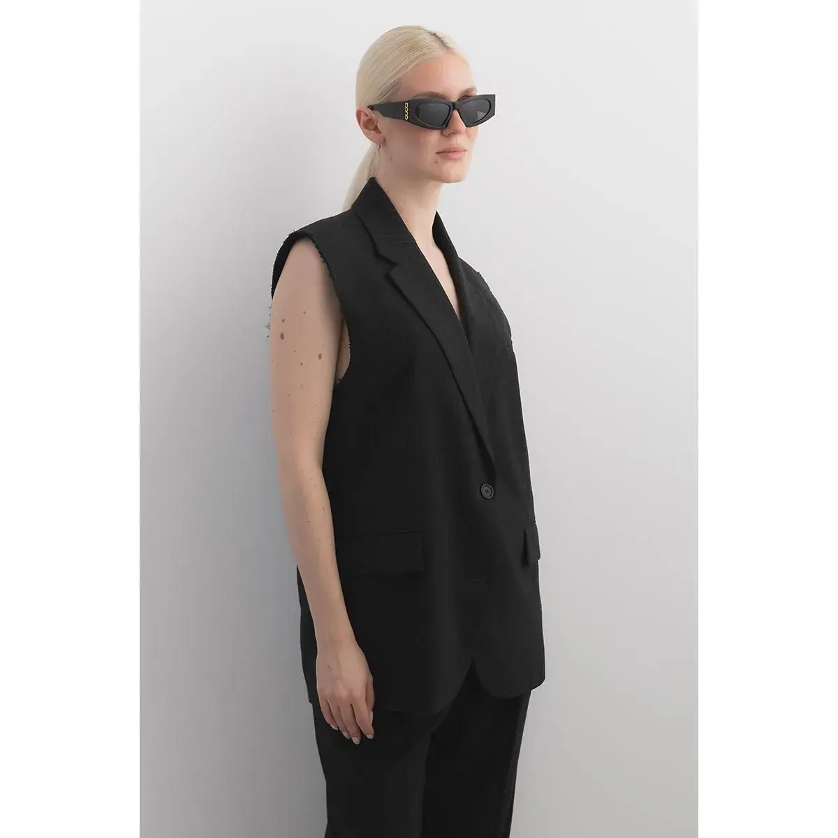 Designer Sonnenbrille mit breitem Rahmen