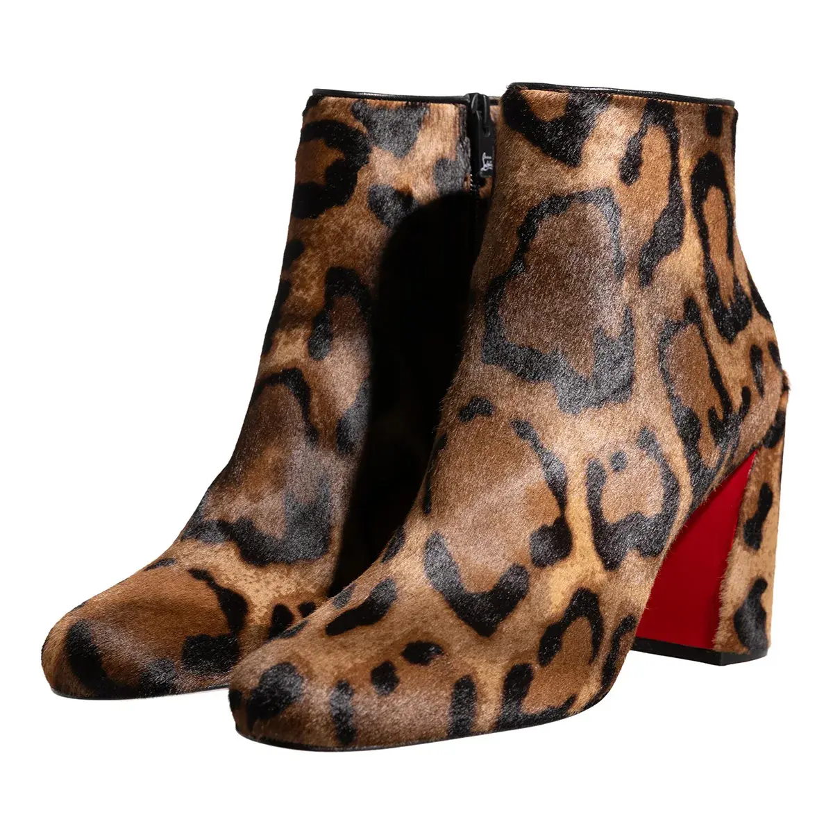 Stiefeletten mit Leopardenmuster und Absatz