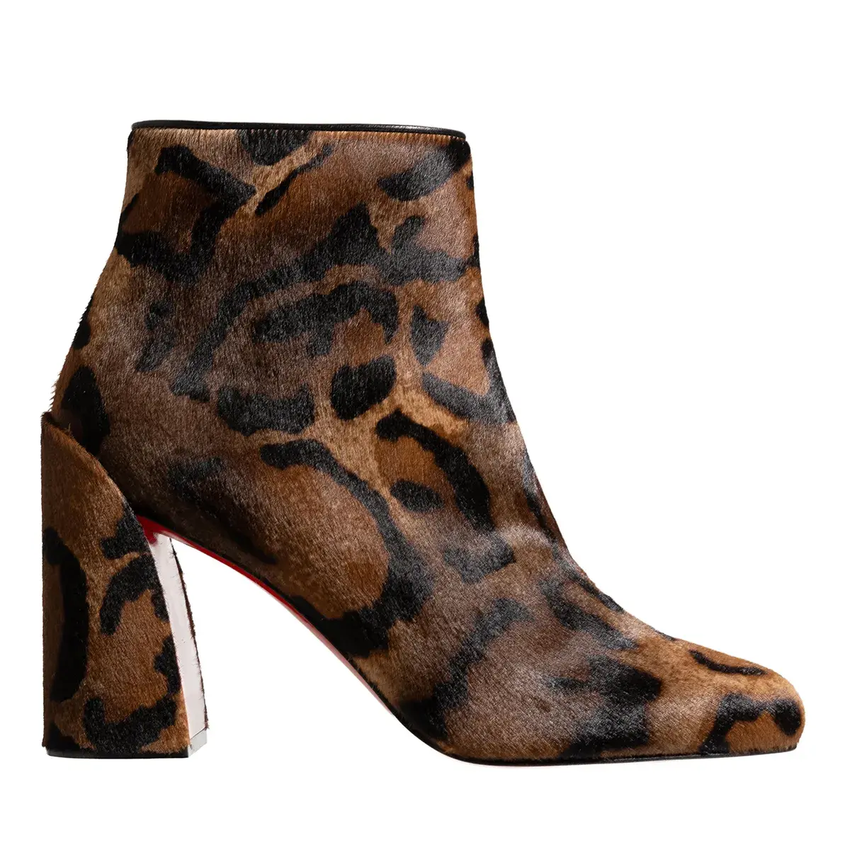 Stiefeletten mit Leopardenmuster und Absatz