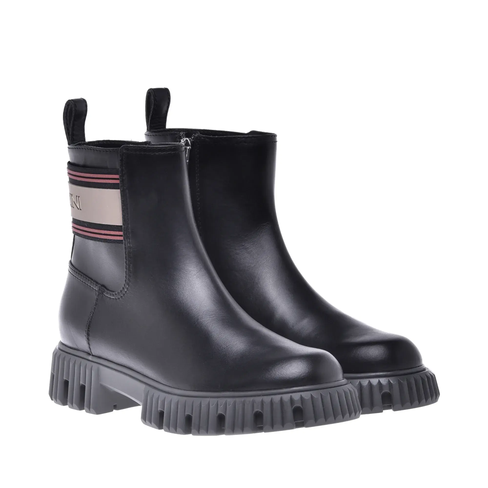 Knöchelhohe Lederstiefel mit Chunky-Sohle