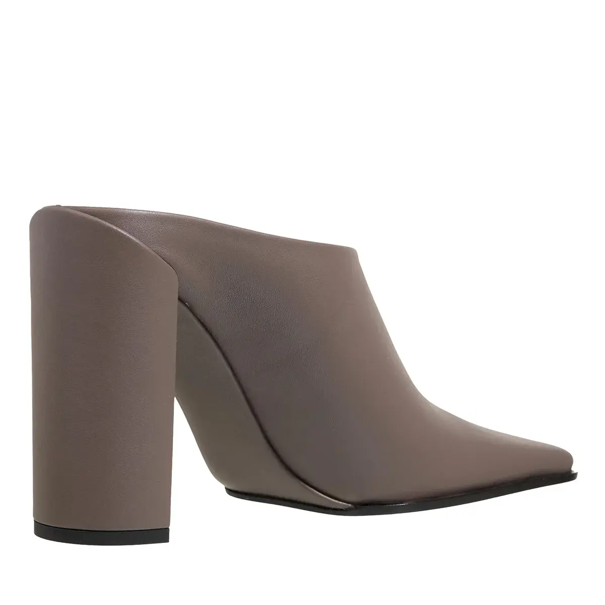 Mules mit eckiger Spitze und Blockabsatz