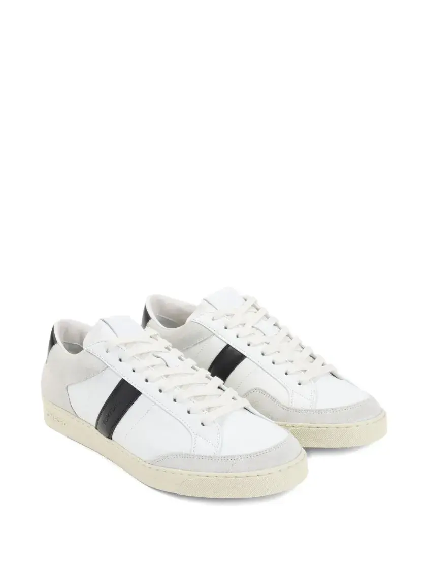 Weiße Leder-Court-Sneakers mit niedrigem Schaft