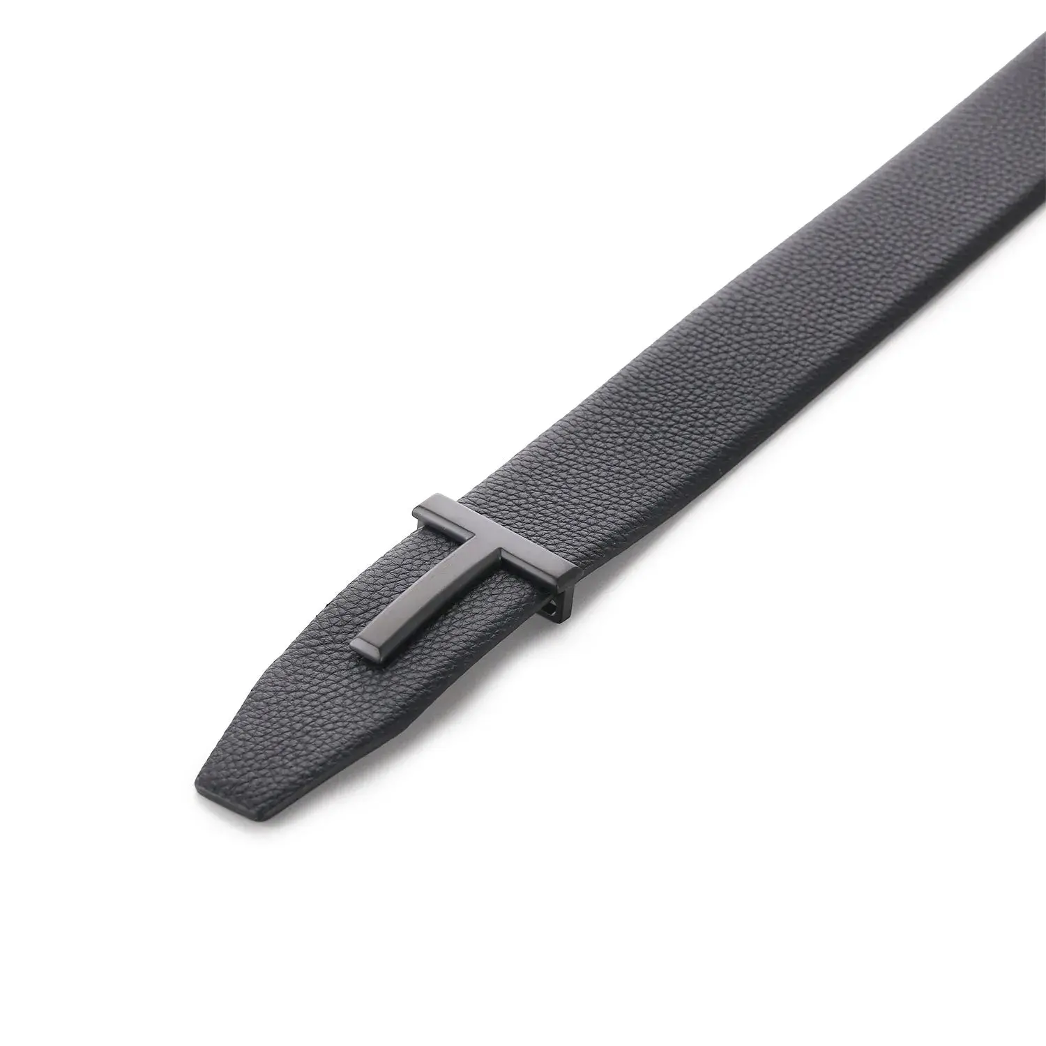 Schwarzer Ledergürtel mit T-Schnalle