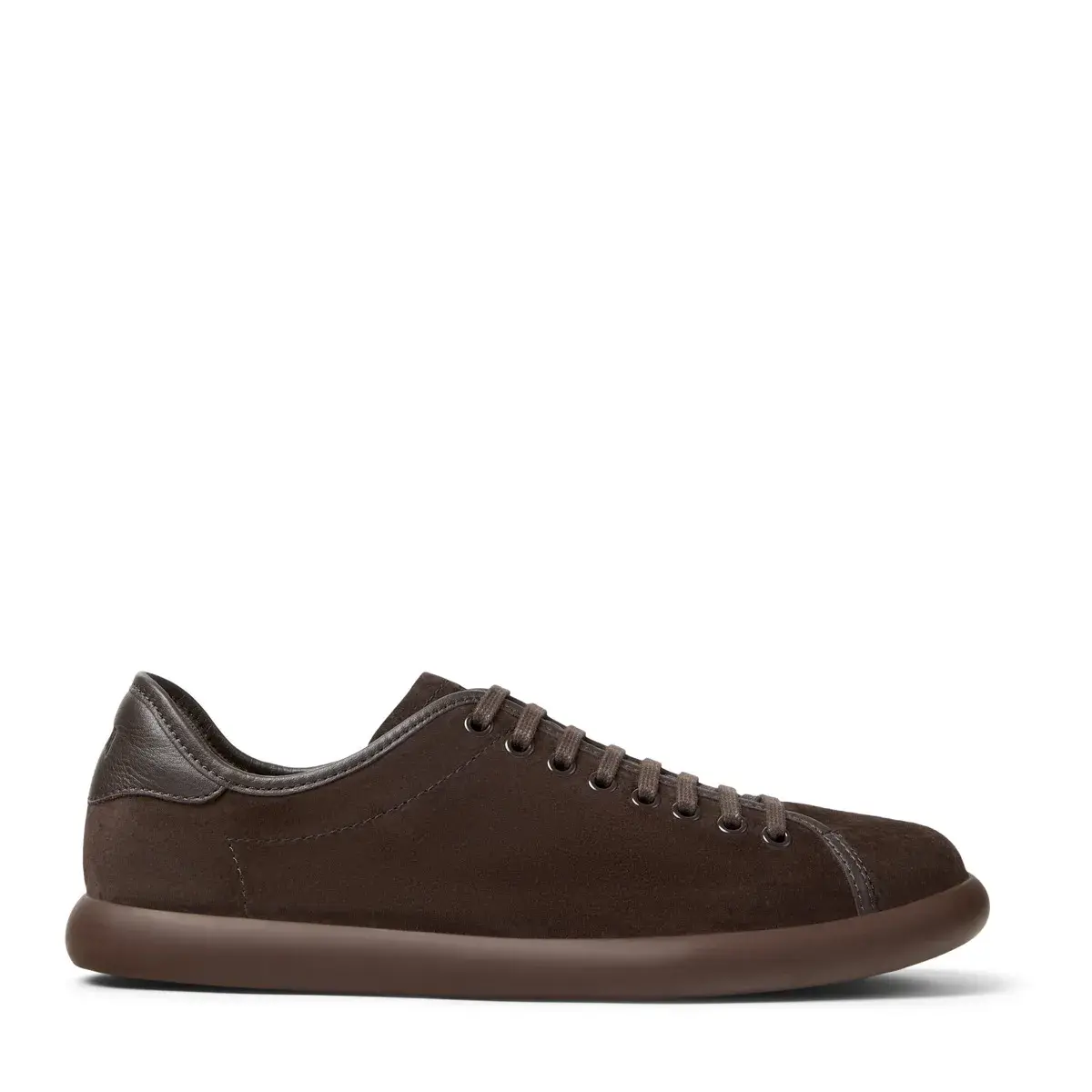 Minimalistische braune Wildleder-Sneaker