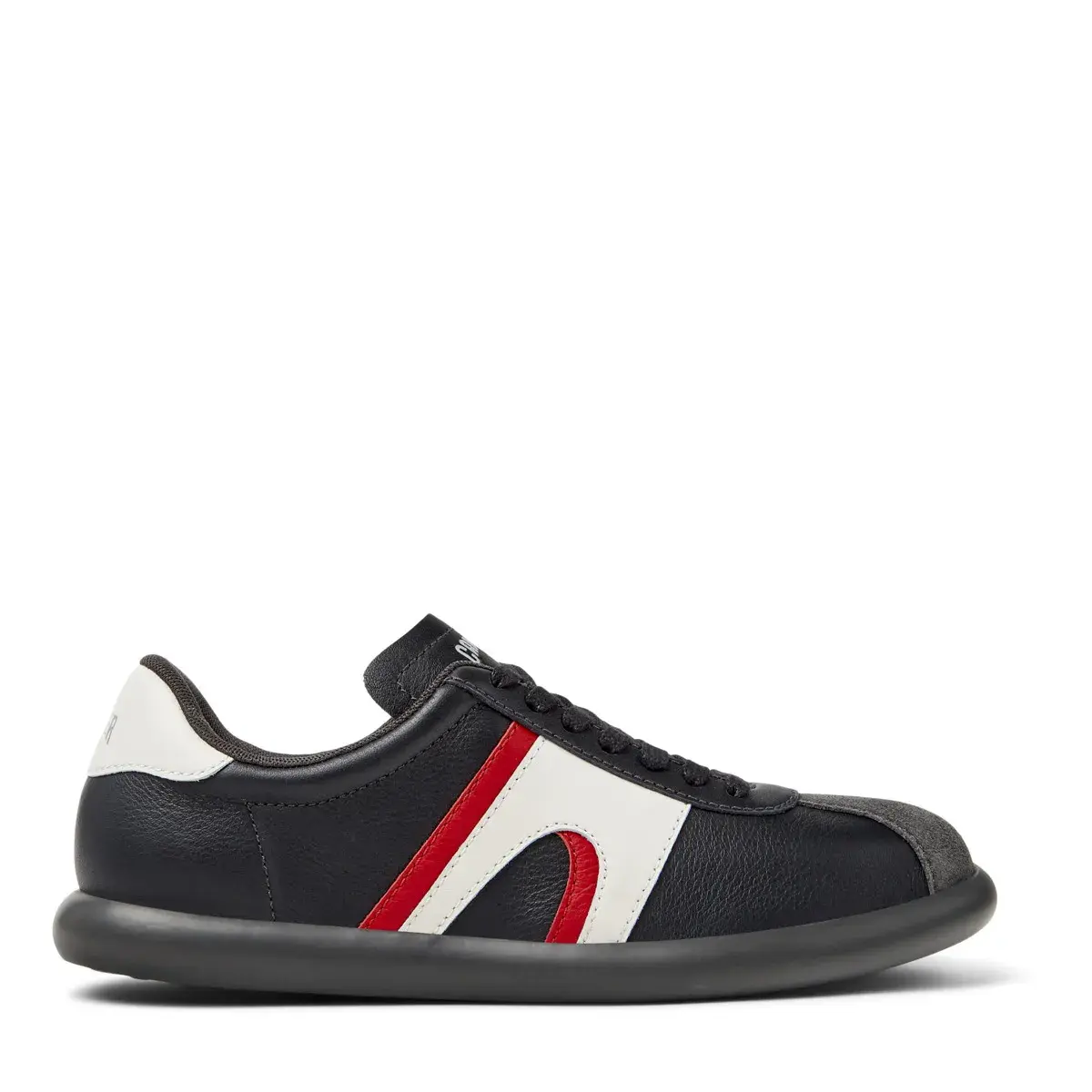 Retro-inspirierte Leder-Sneakers