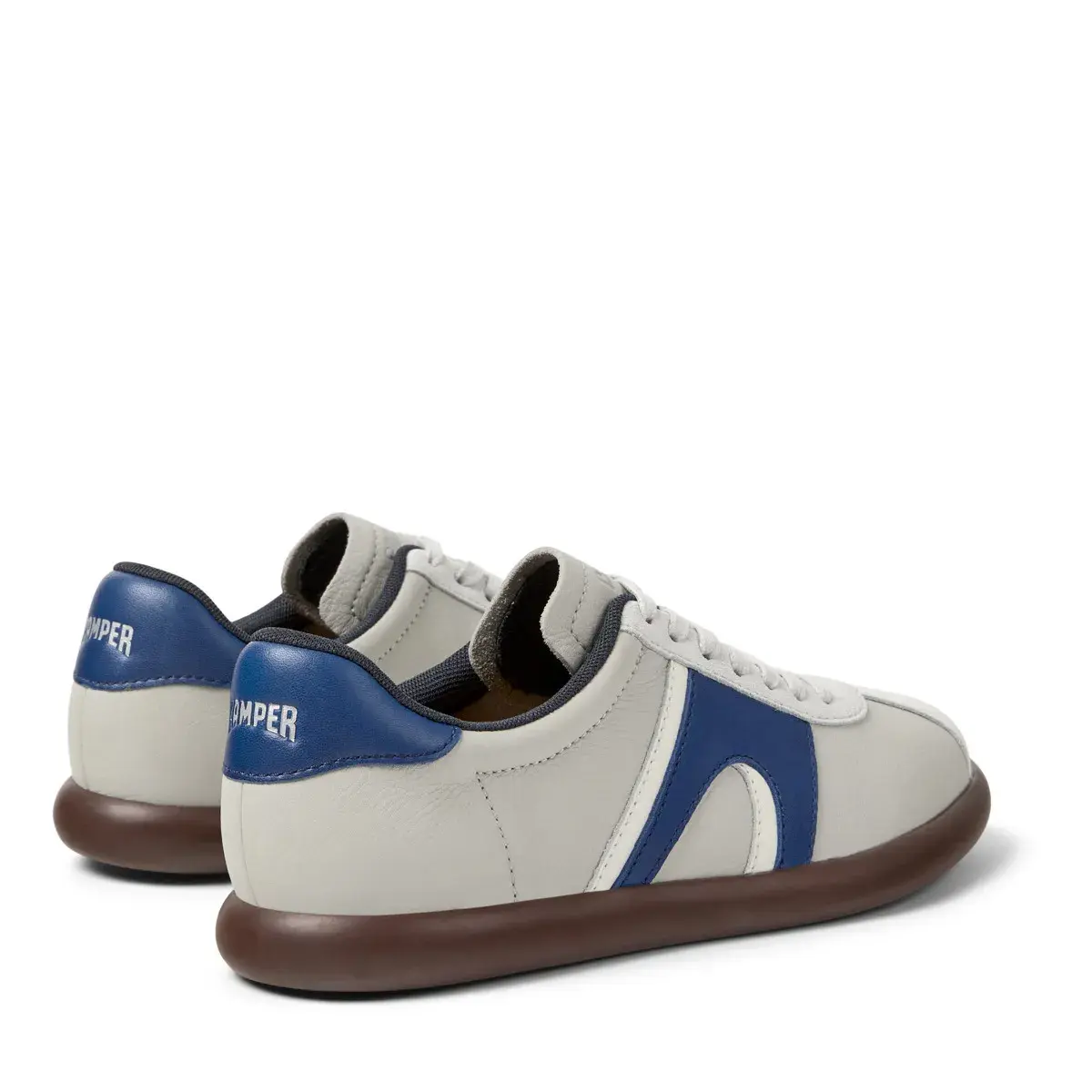Niedrige Leder-Sneaker mit Akzenten