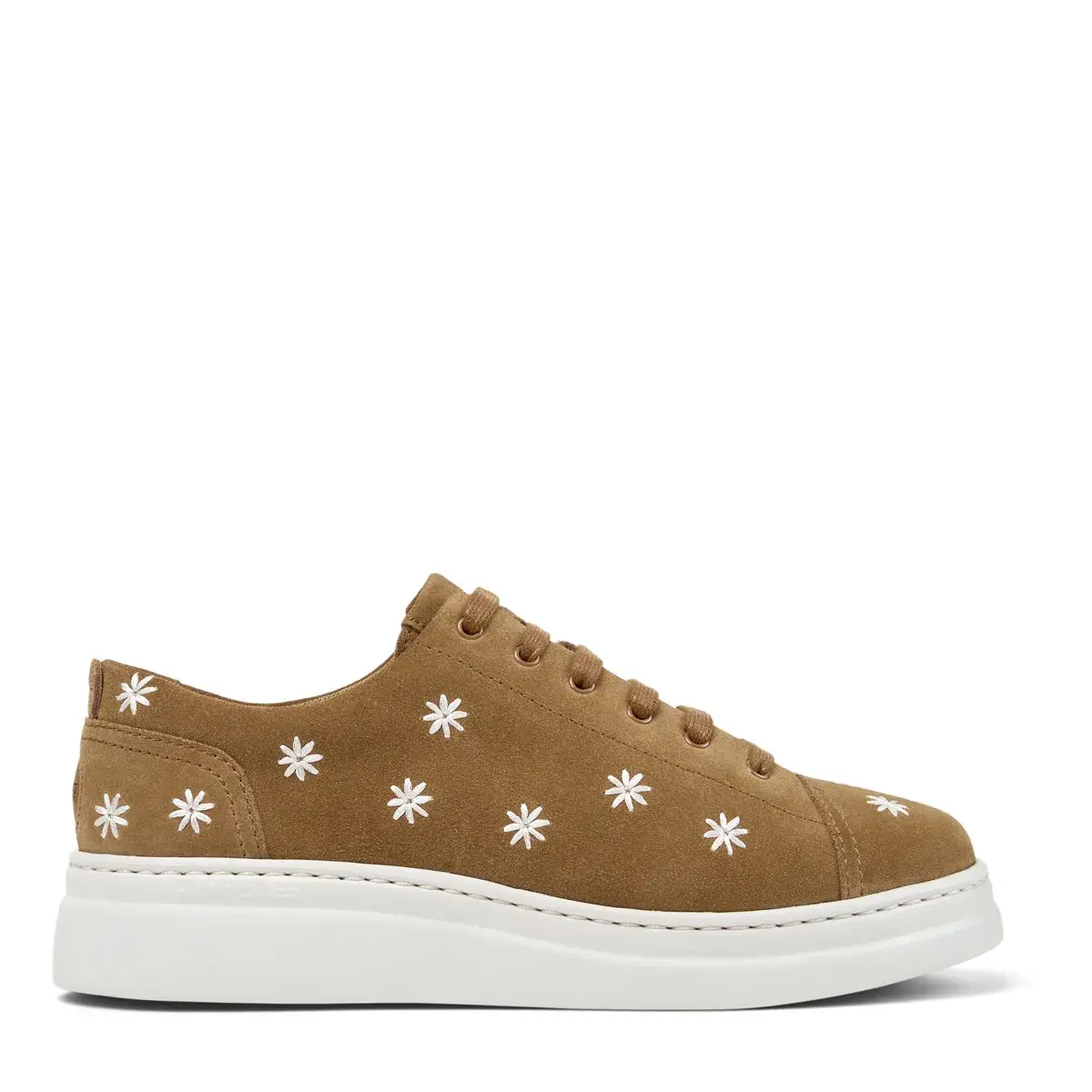 Braune Wildleder-Sneakers mit Gänseblümchen