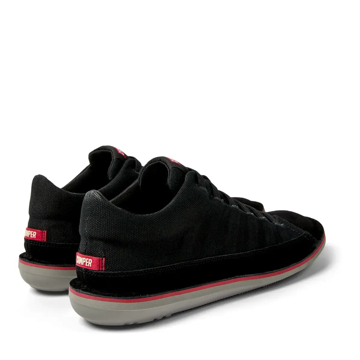 Schwarzer lässiger Low-Top Sneaker