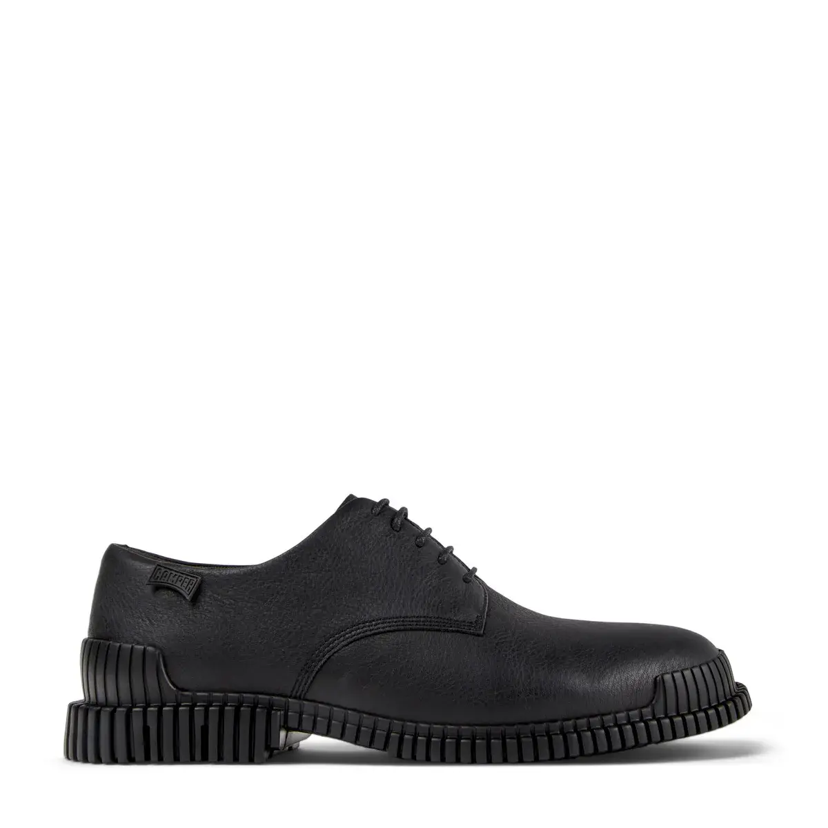 Schwarzer Derby-Schnürschuh aus Leder mit Profilsohle