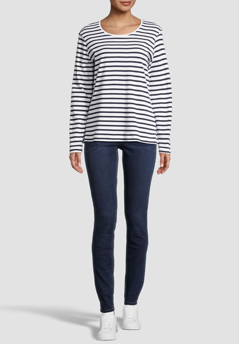 Klassisches gestreiftes Langarmshirt