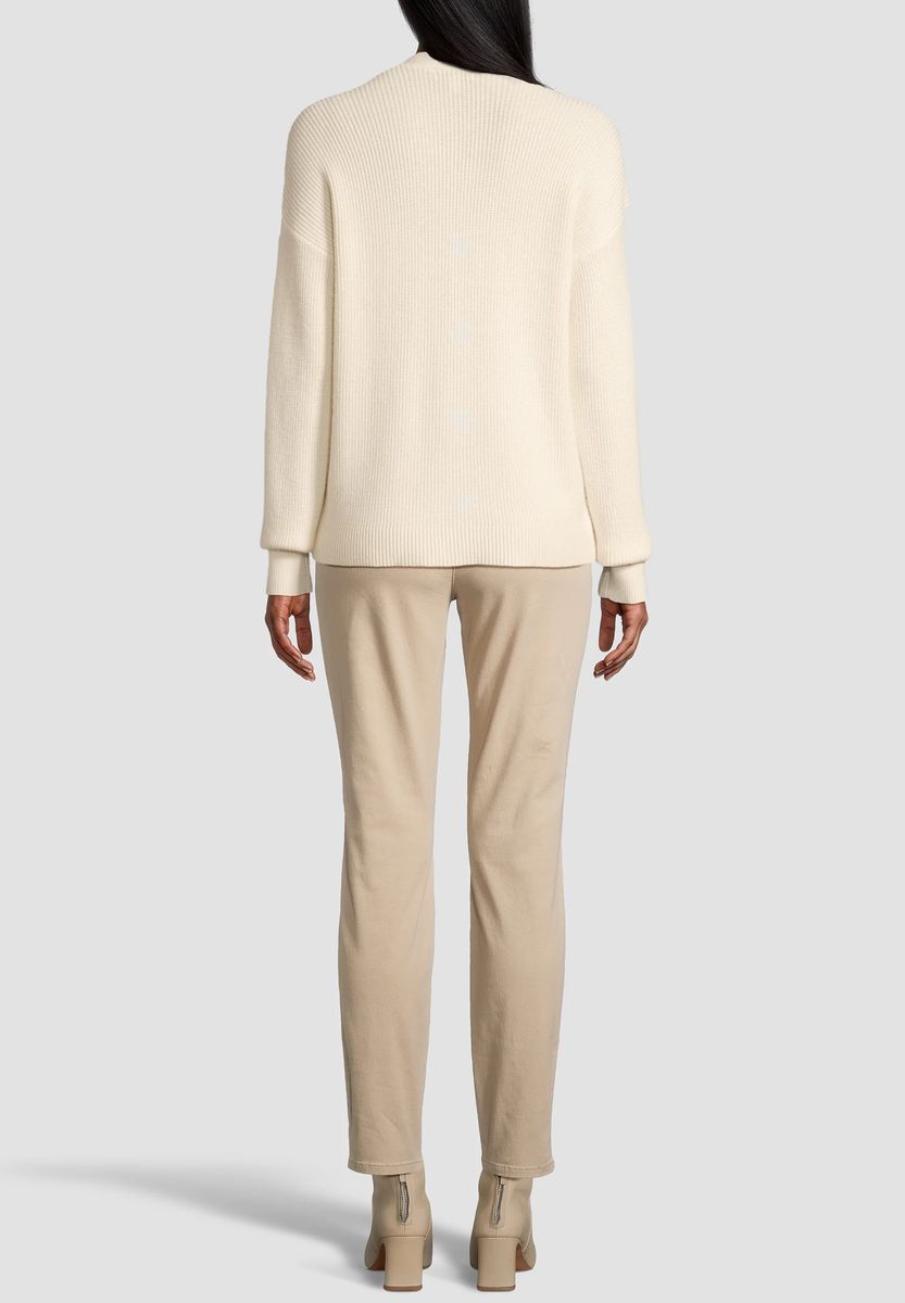 Beige Strickjacke mit V-Ausschnitt und Knopfleiste