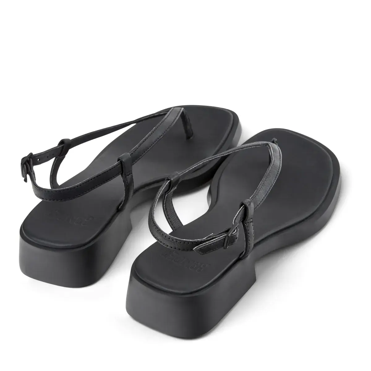 Zehentrenner Sandalen mit eckiger Zehenpartie