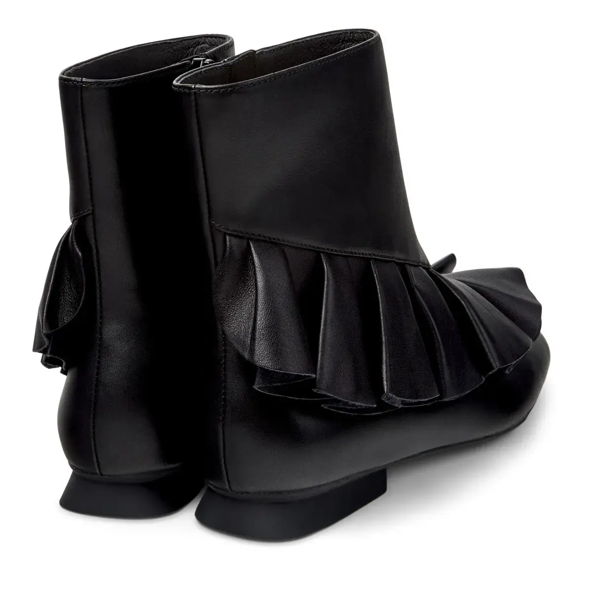Schwarze Leder-Stiefeletten mit Rüschendetail