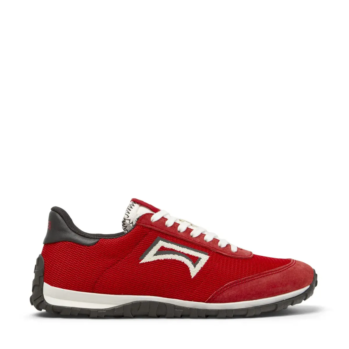 Retro-inspirierter Laufschuh-Sneaker