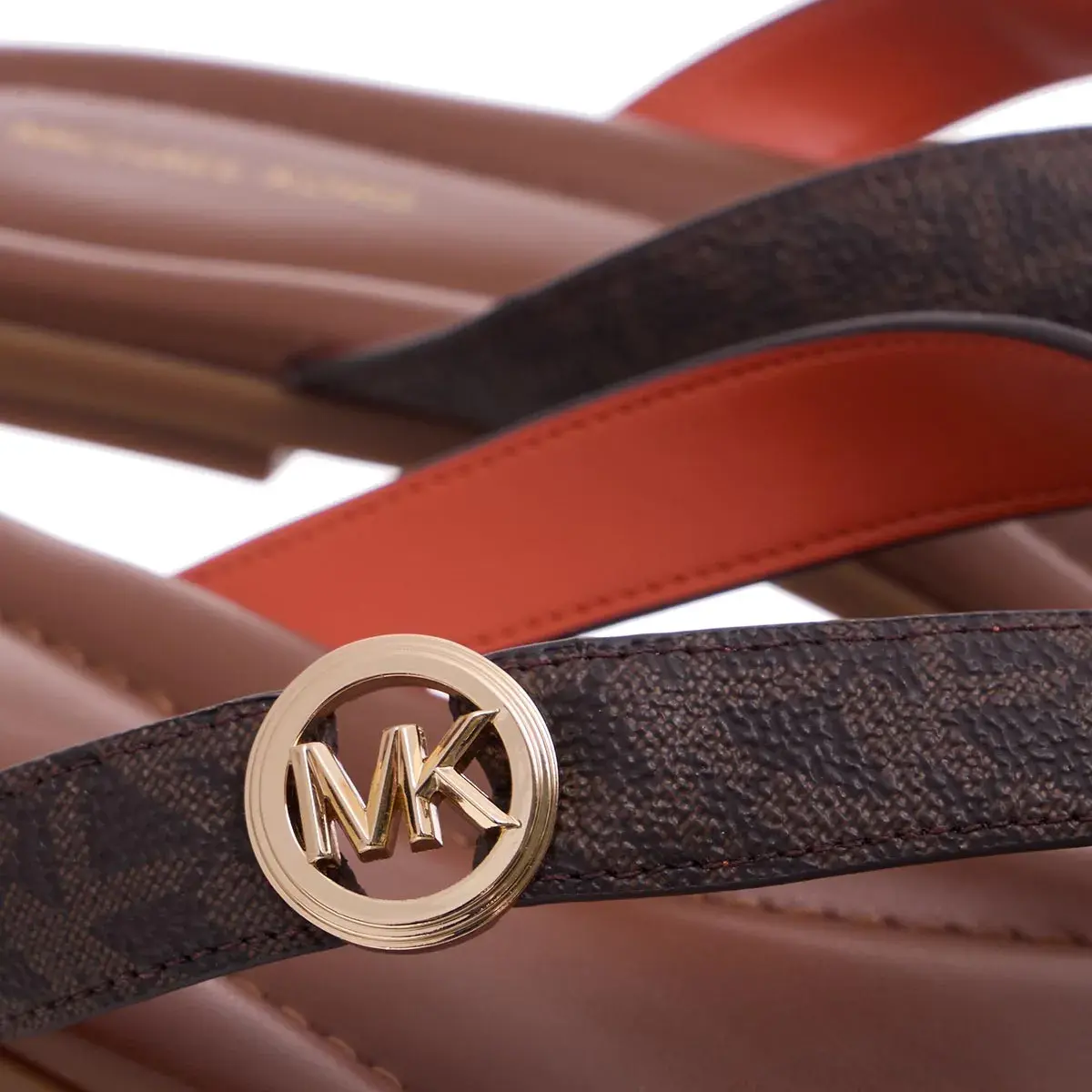 Bedruckte Zehensandale mit Logo-Charm