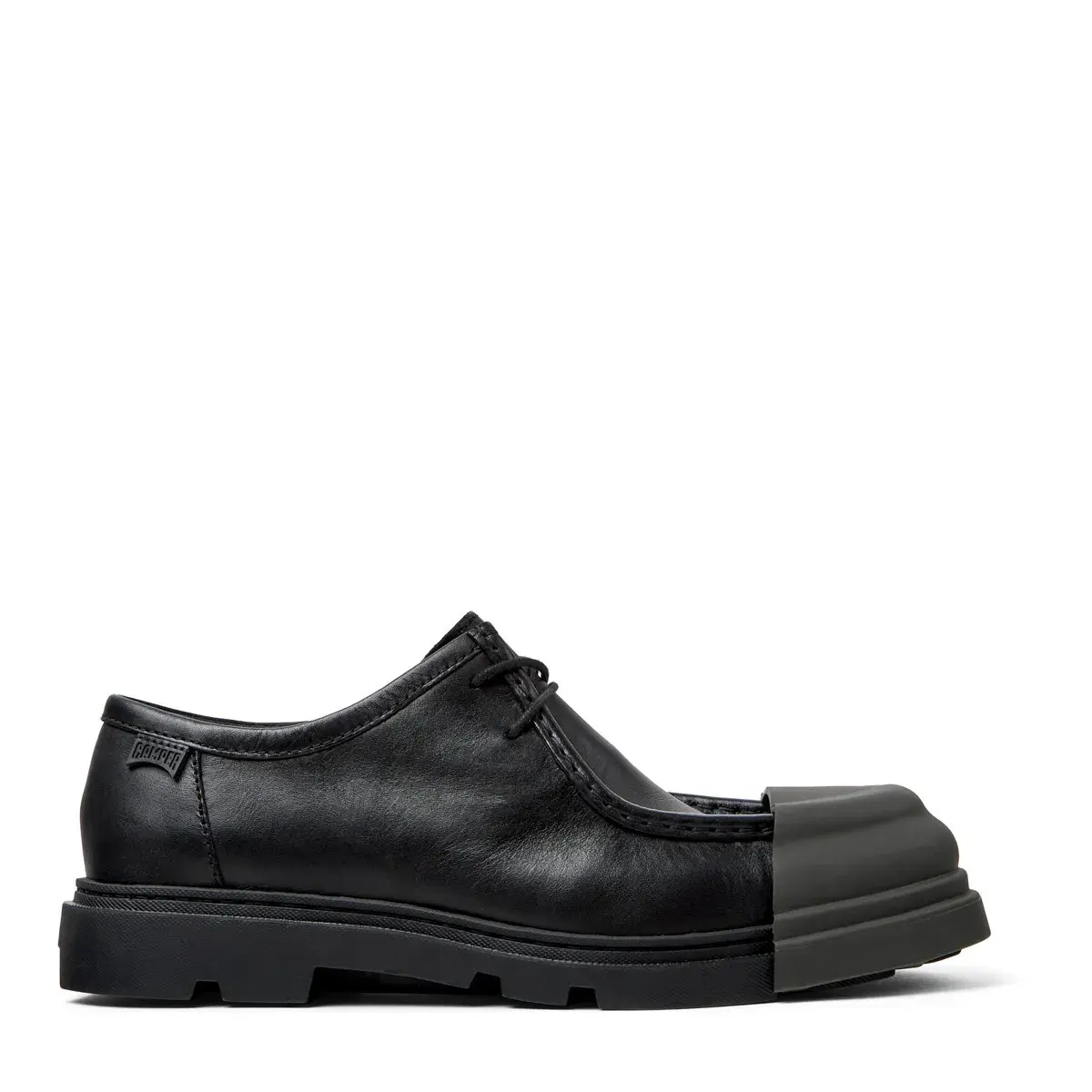 Schwarzer Derby-Schuh aus Leder mit Kappe