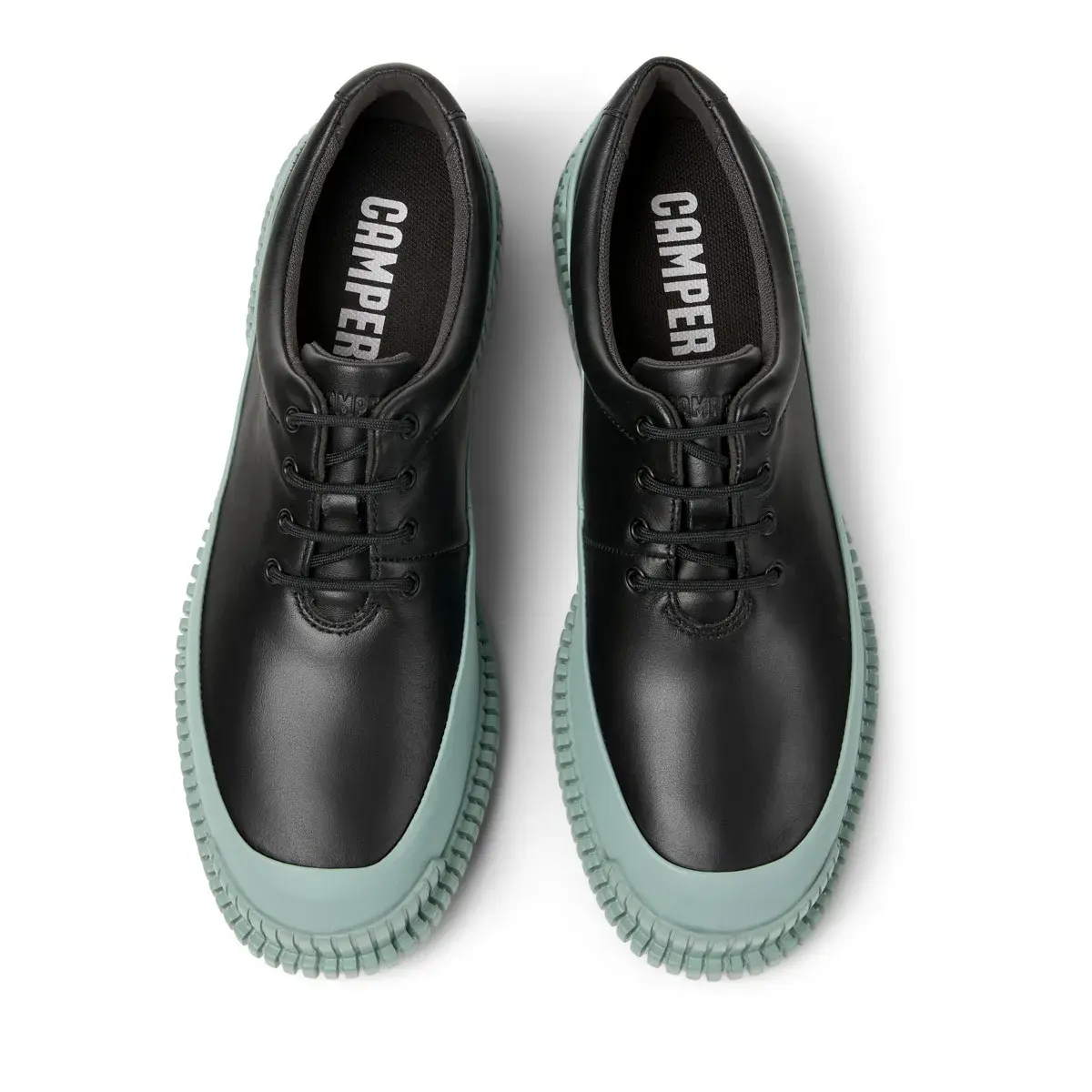 Schwarze Derby-Schuhe aus Leder mit grüner Sohle