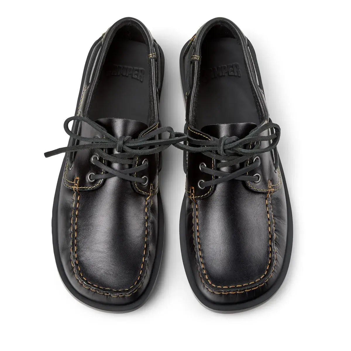 Schwarze Leder-Bootsschuhe mit Schnürsenkeln