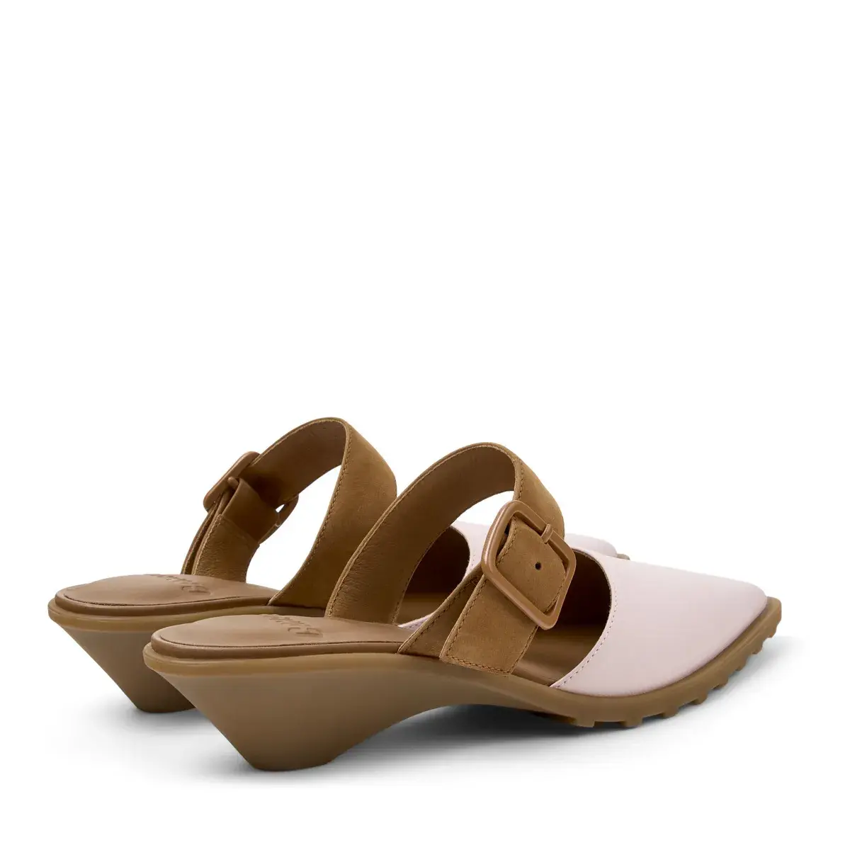 Spitz zulaufender Leder-Mule mit Schnalle