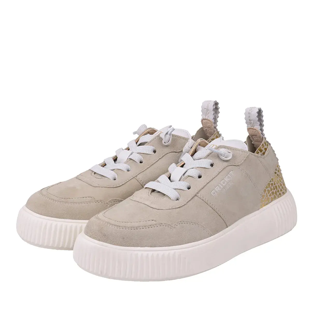 Beiger Wildleder Low-Top Sneaker