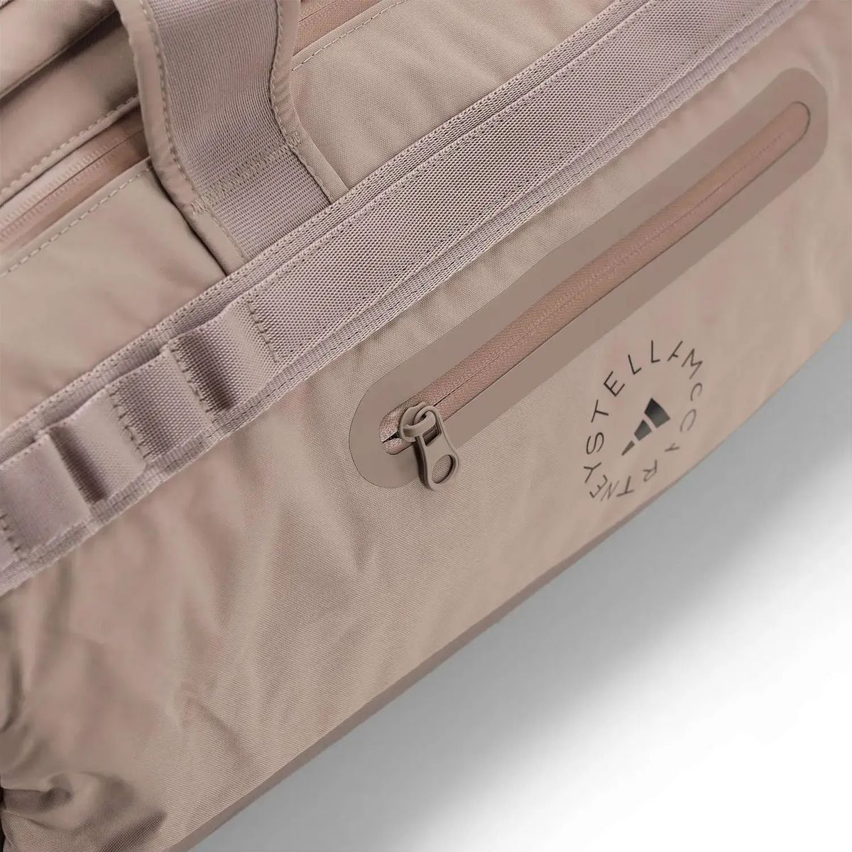 24/7 Beige Sportliche Reisetasche
