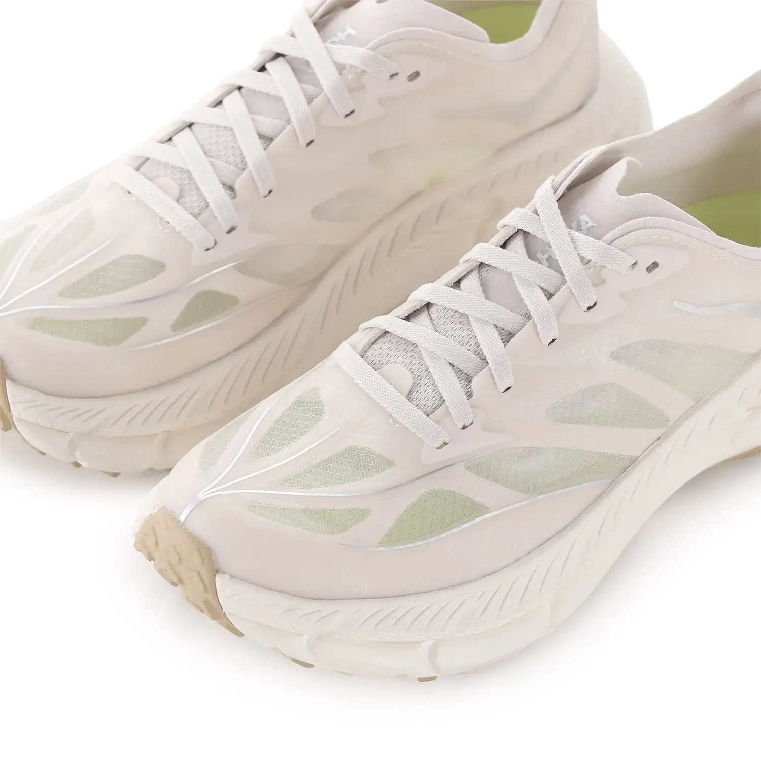 Beige Hoka Mafate Speed 4 Sneaker