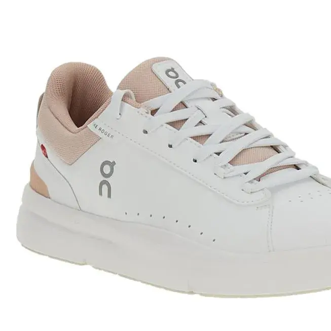 Minimalistische Kunstleder-Sneakers