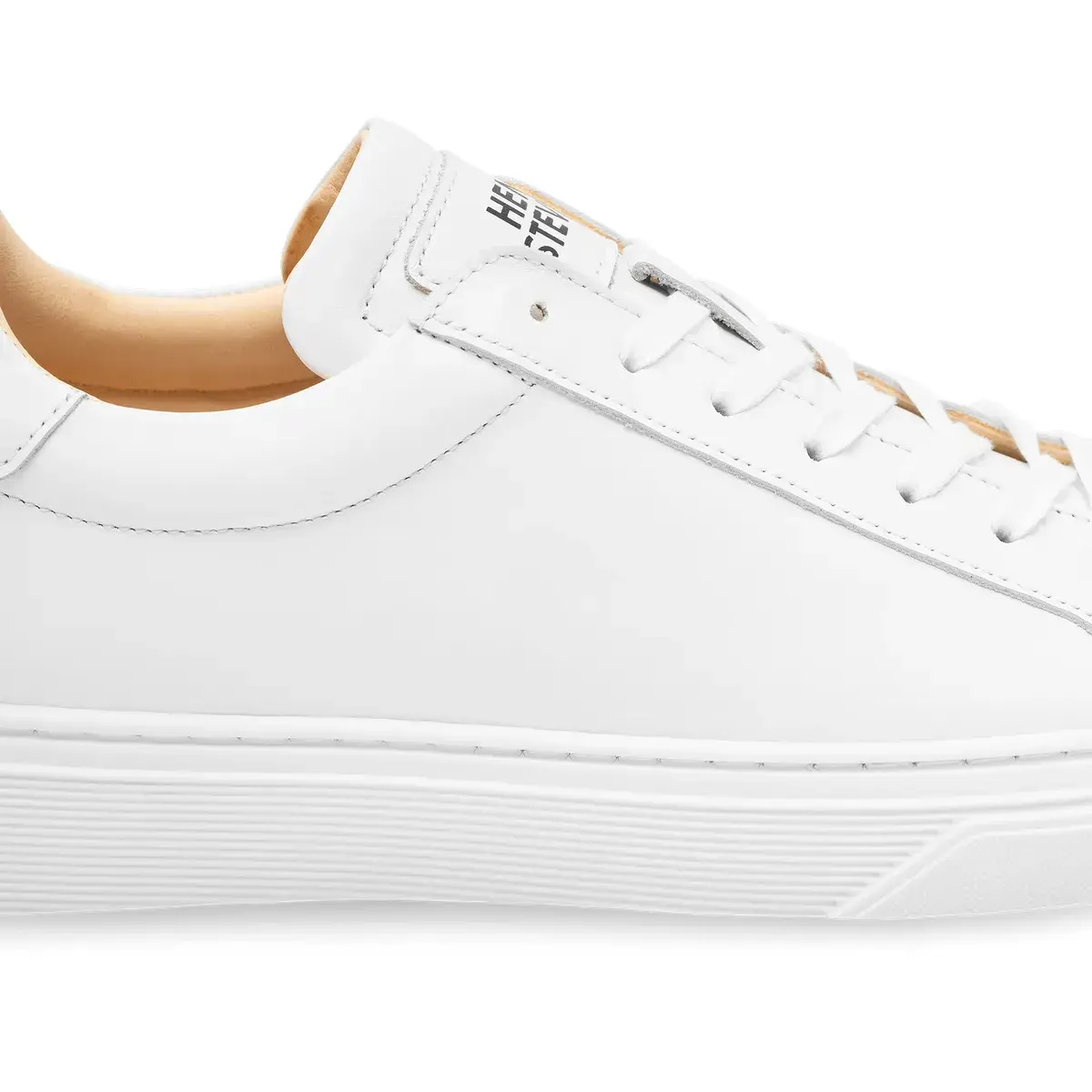 Klassische weiße Leder-Low-Top-Sneakers