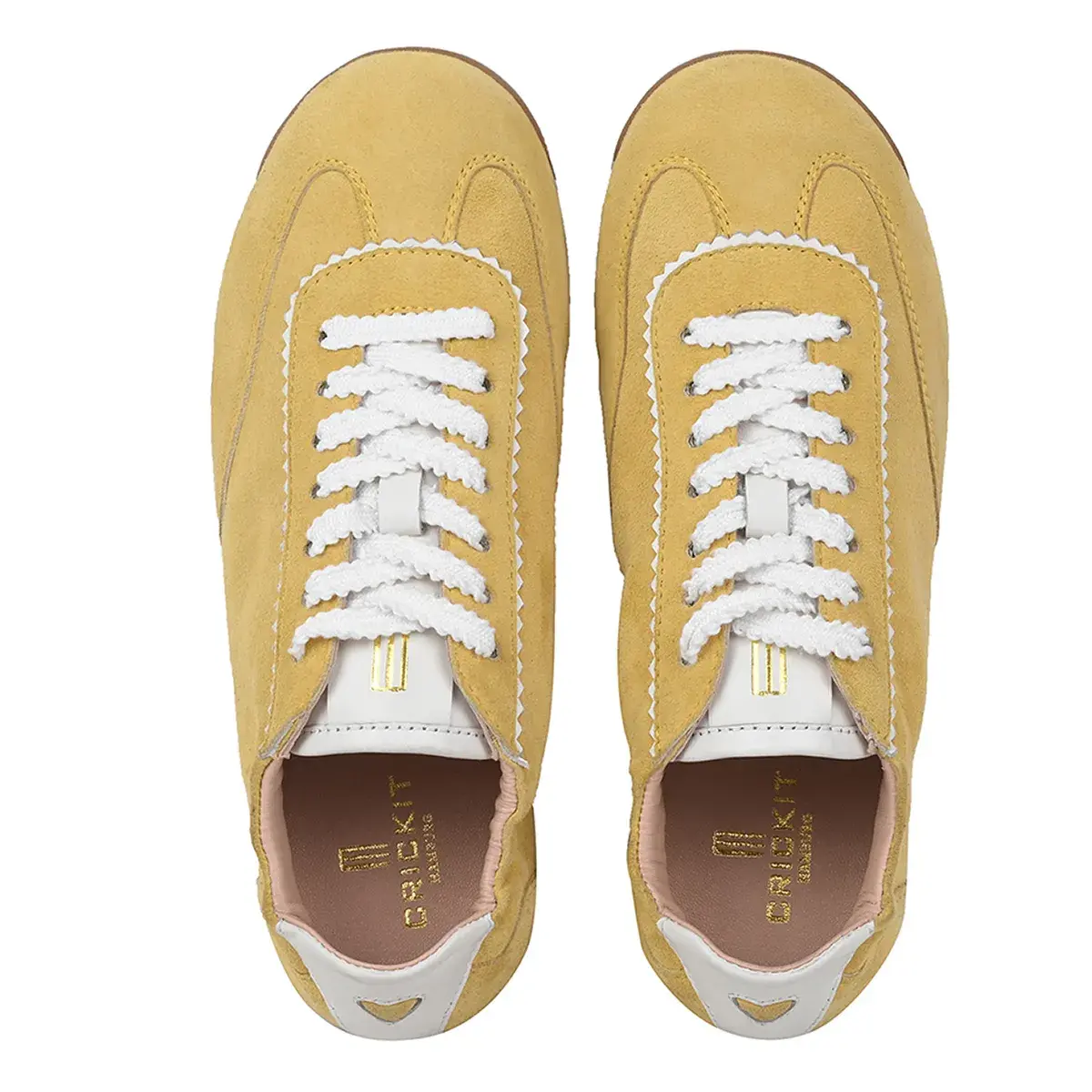 Retro-inspirierte Wildleder-Sneakers