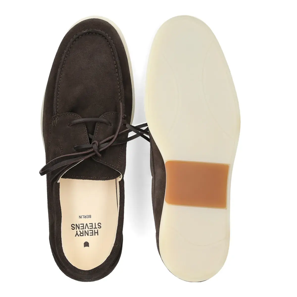 Wildleder Bootsschuh mit heller Sohle