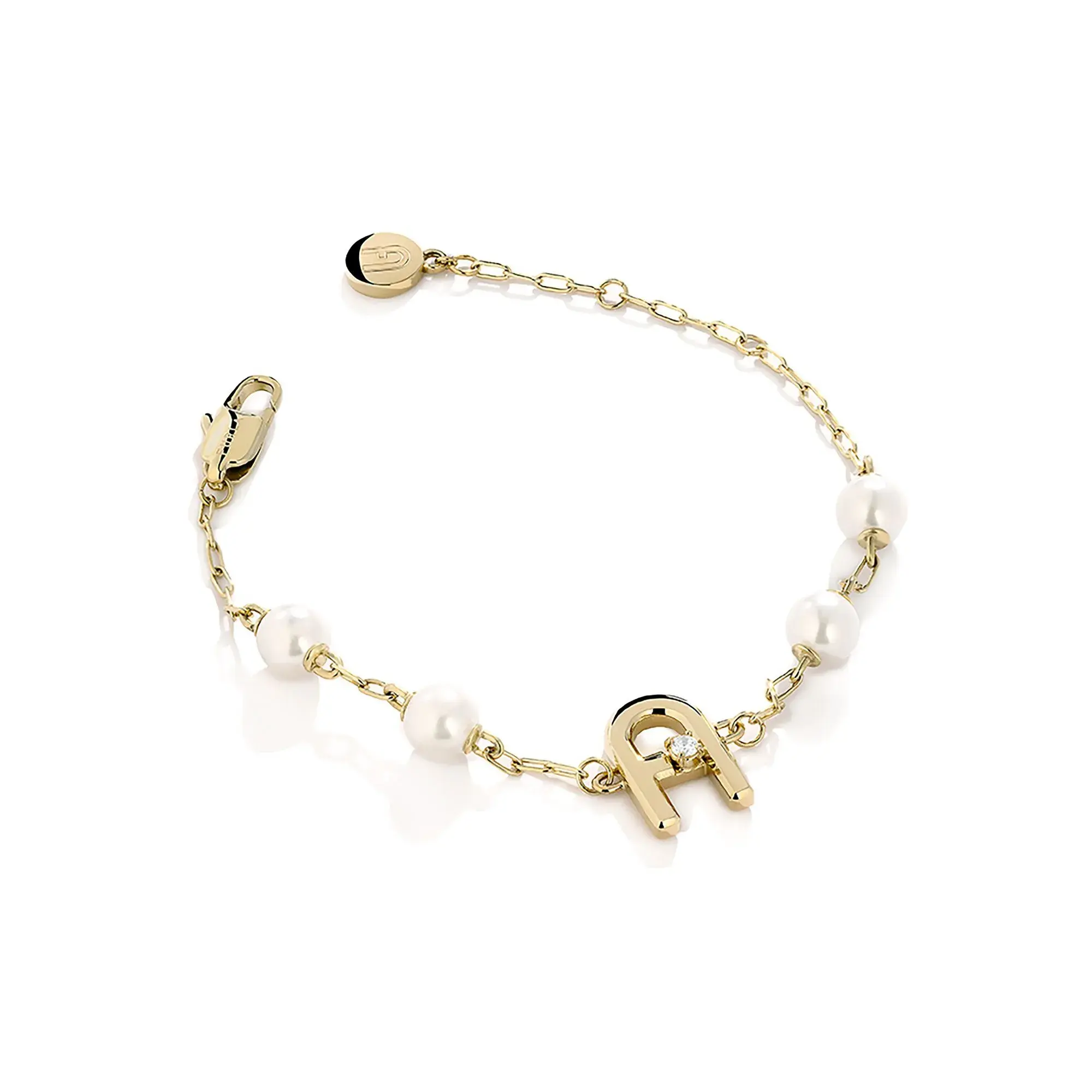 Perlenarmband mit Buchstaben-Anhänger