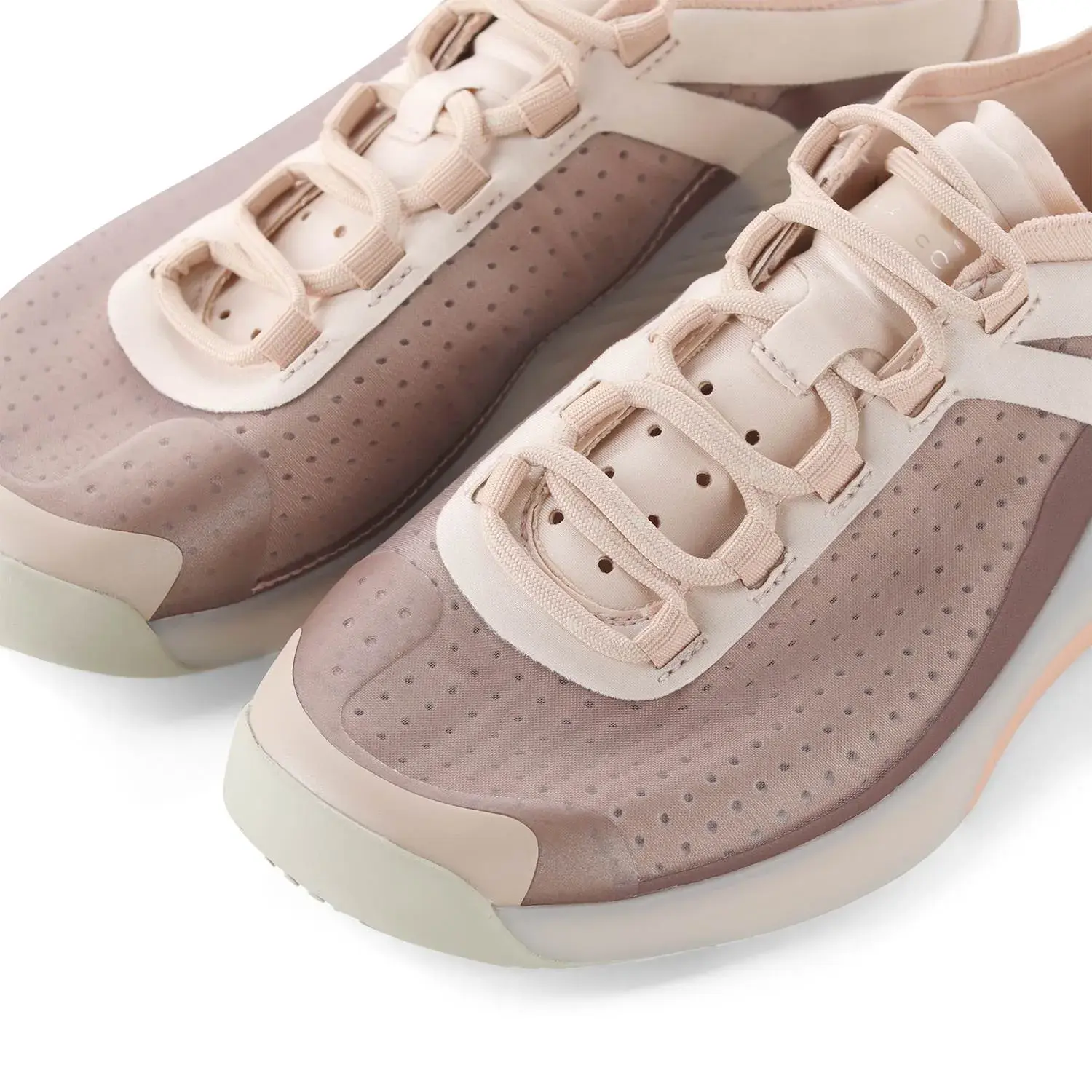 Perforierte Low-Top-Sneakers