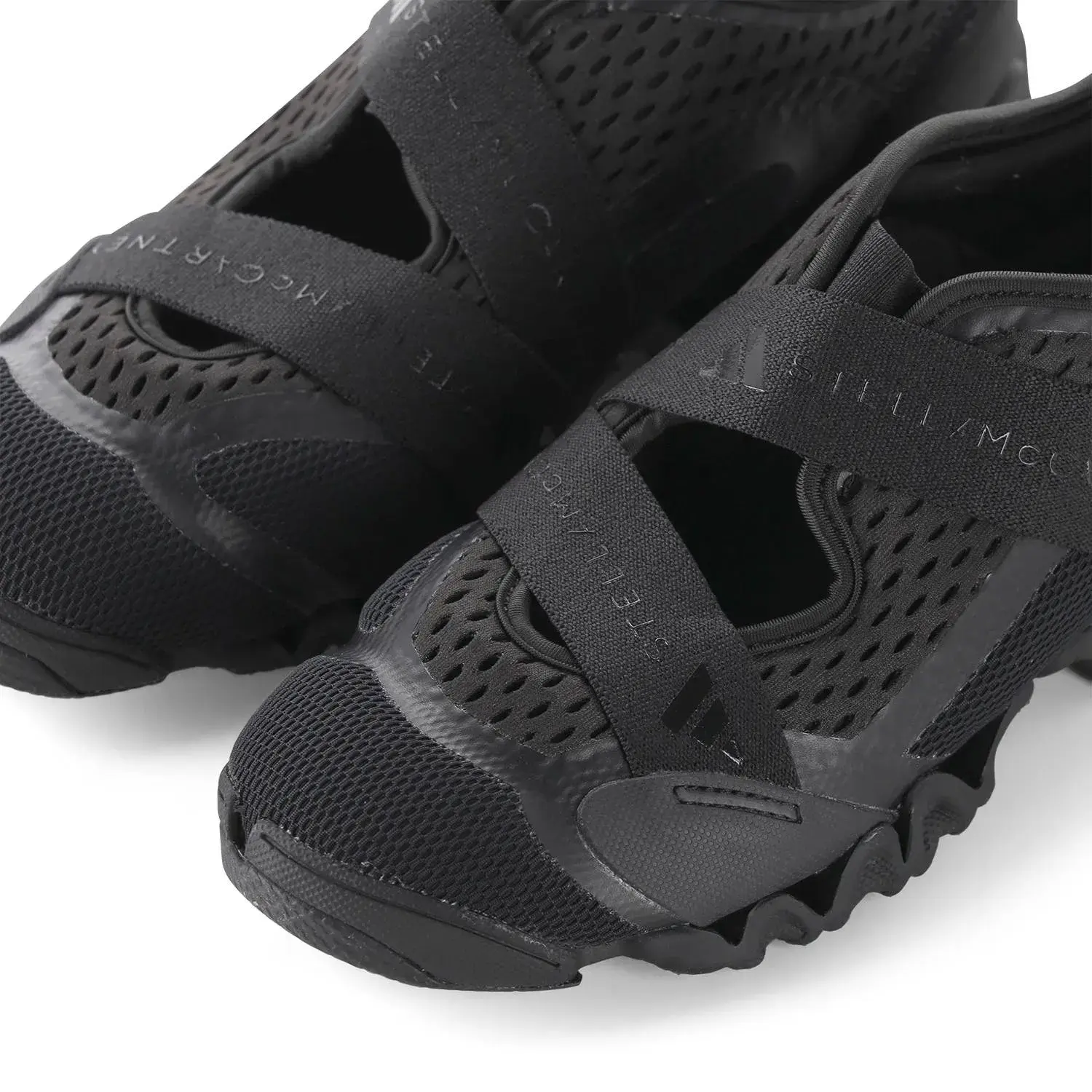 Sportliche Mesh Low-Top Sneaker