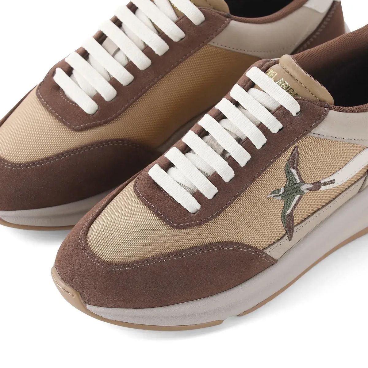 Genesis Neo Bird Low-Top Sneaker