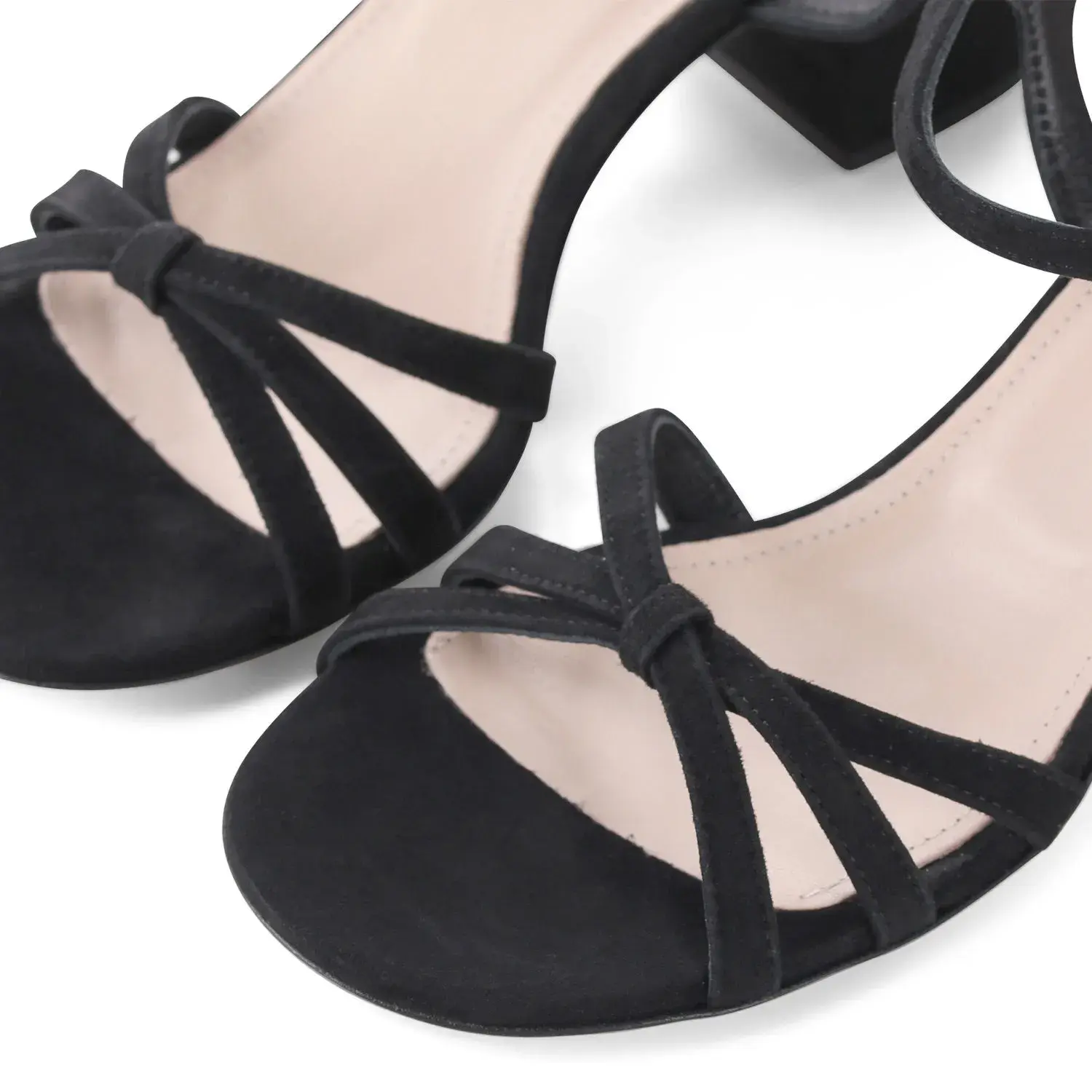 Elegante Sandaletten mit Blockabsatz aus Wildleder