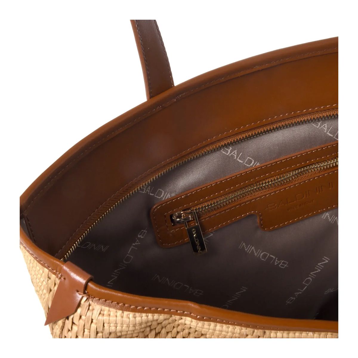 Gewebte Basttasche mit Lederbesatz