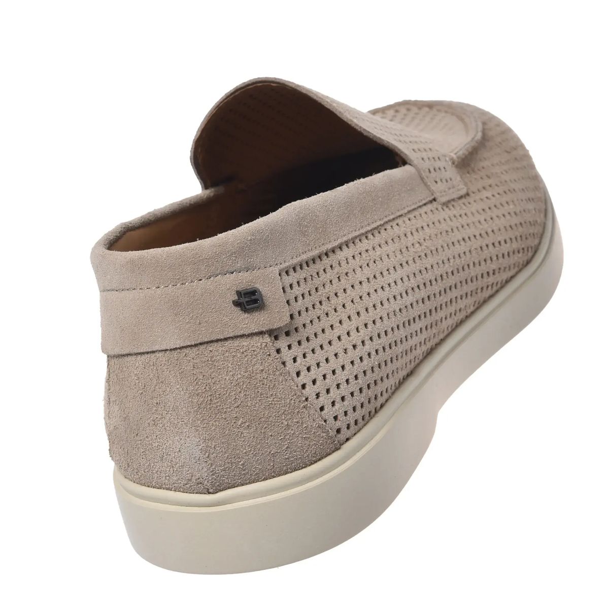 Beige perforierte Wildleder Loafer