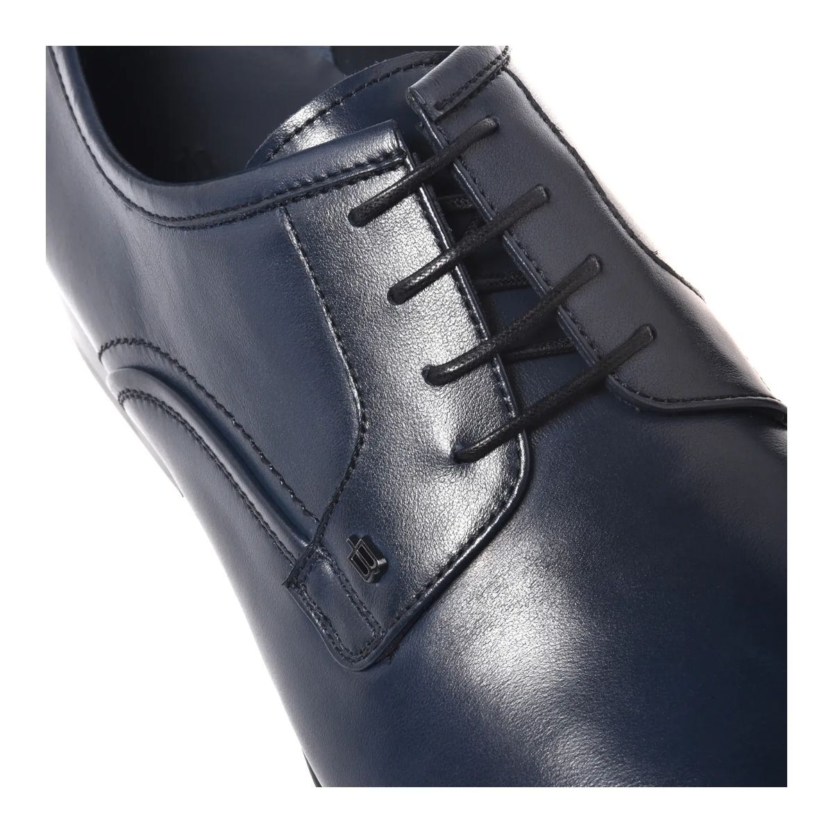 Klassische Oxford-Lederschuhe