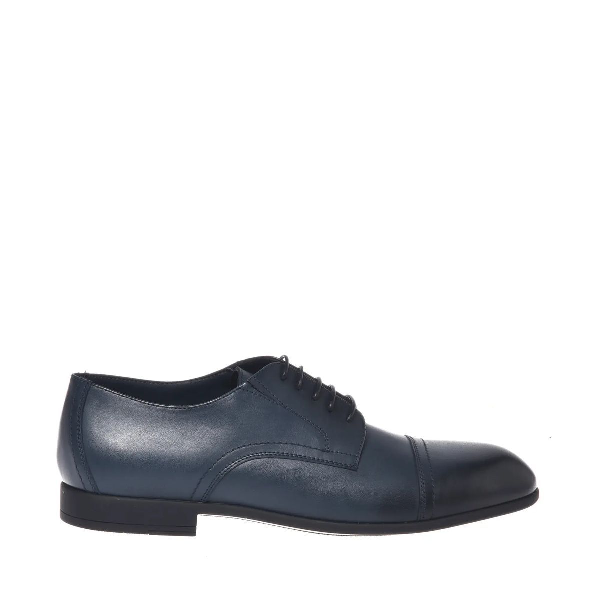Oxford-Lederschnürschuhe mit Kappe
