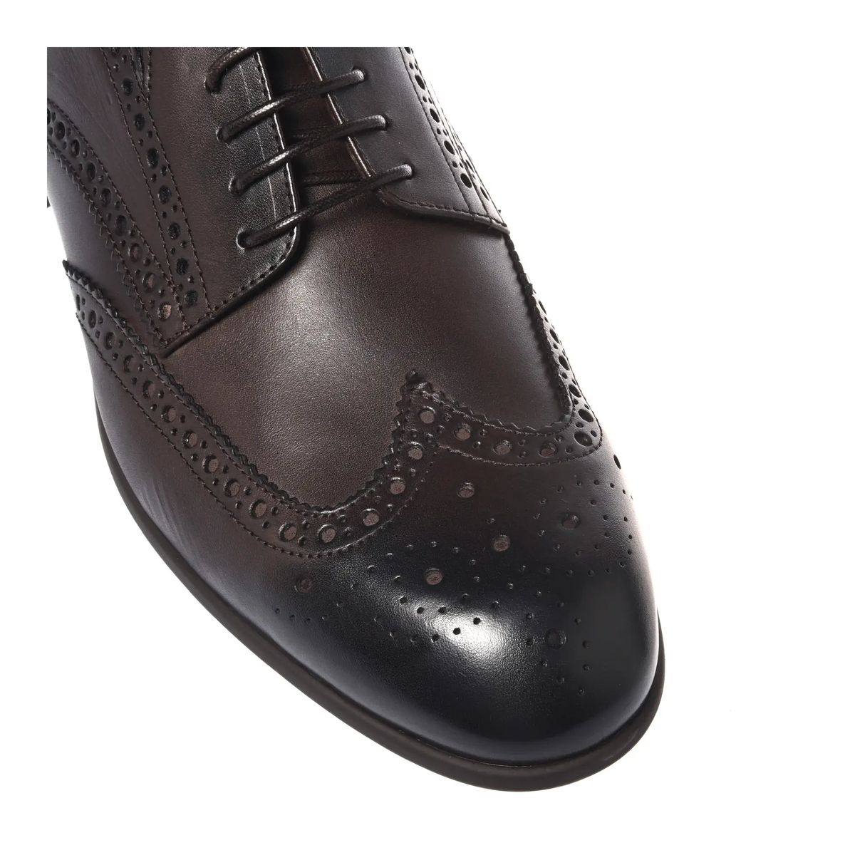 Braune Oxford-Schnürschuhe aus Leder mit Flügelkappe