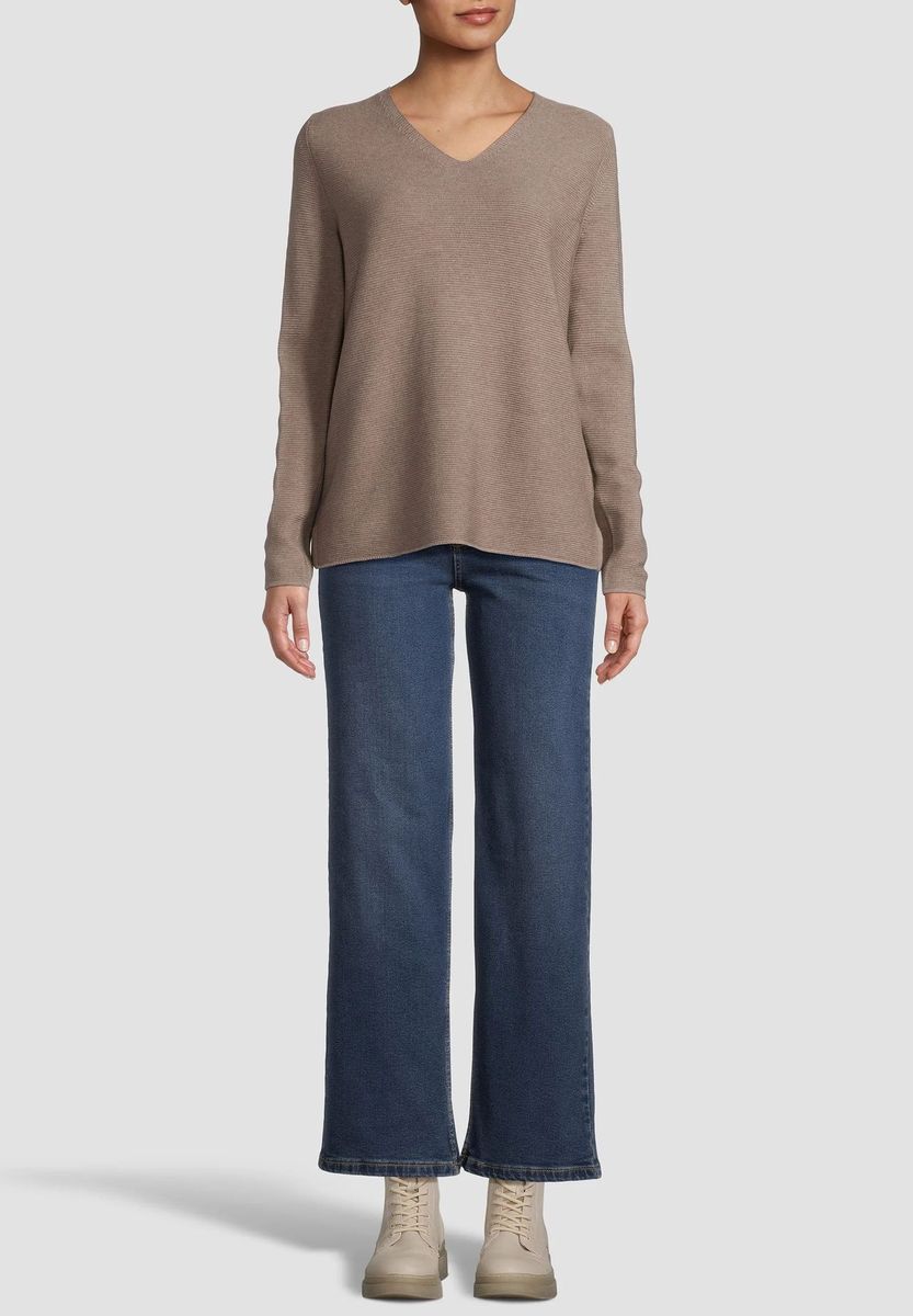 Essential Langarmpullover mit V-Ausschnitt