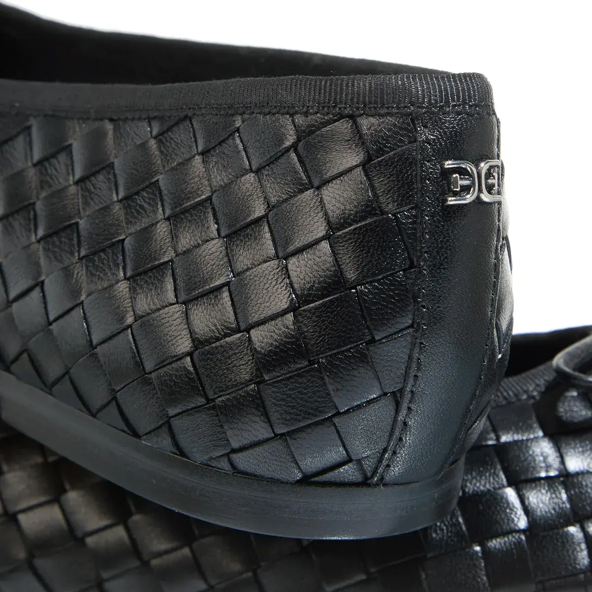 Ballerinas aus gewebtem Leder mit Schleife