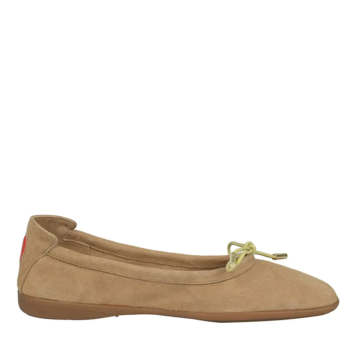 Ballerinas aus Wildleder mit Herzdetail