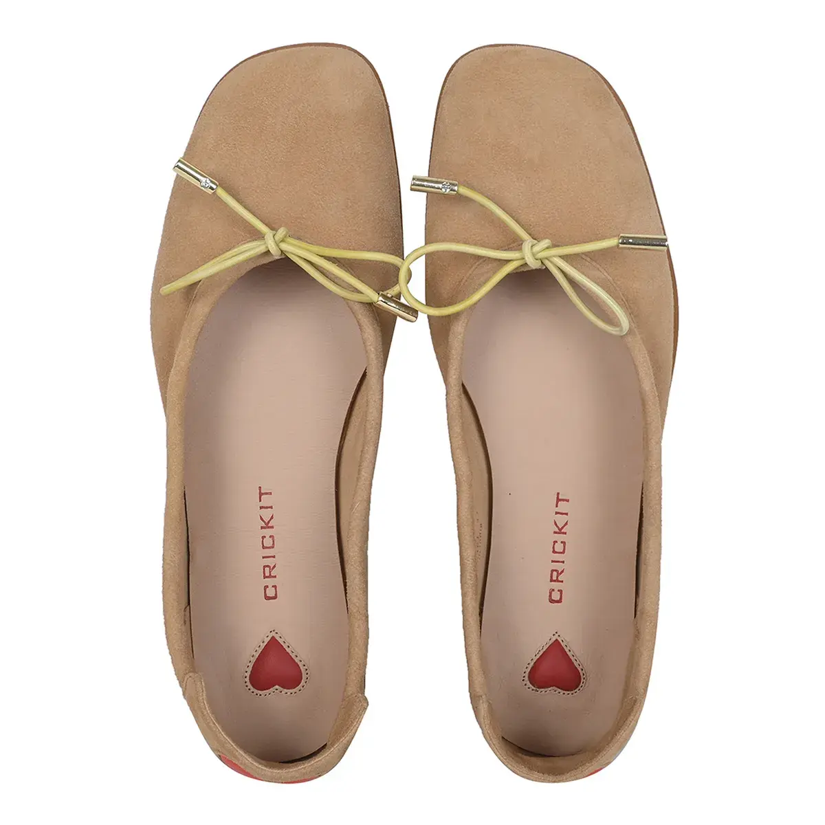 Ballerinas aus Wildleder mit Herzdetail