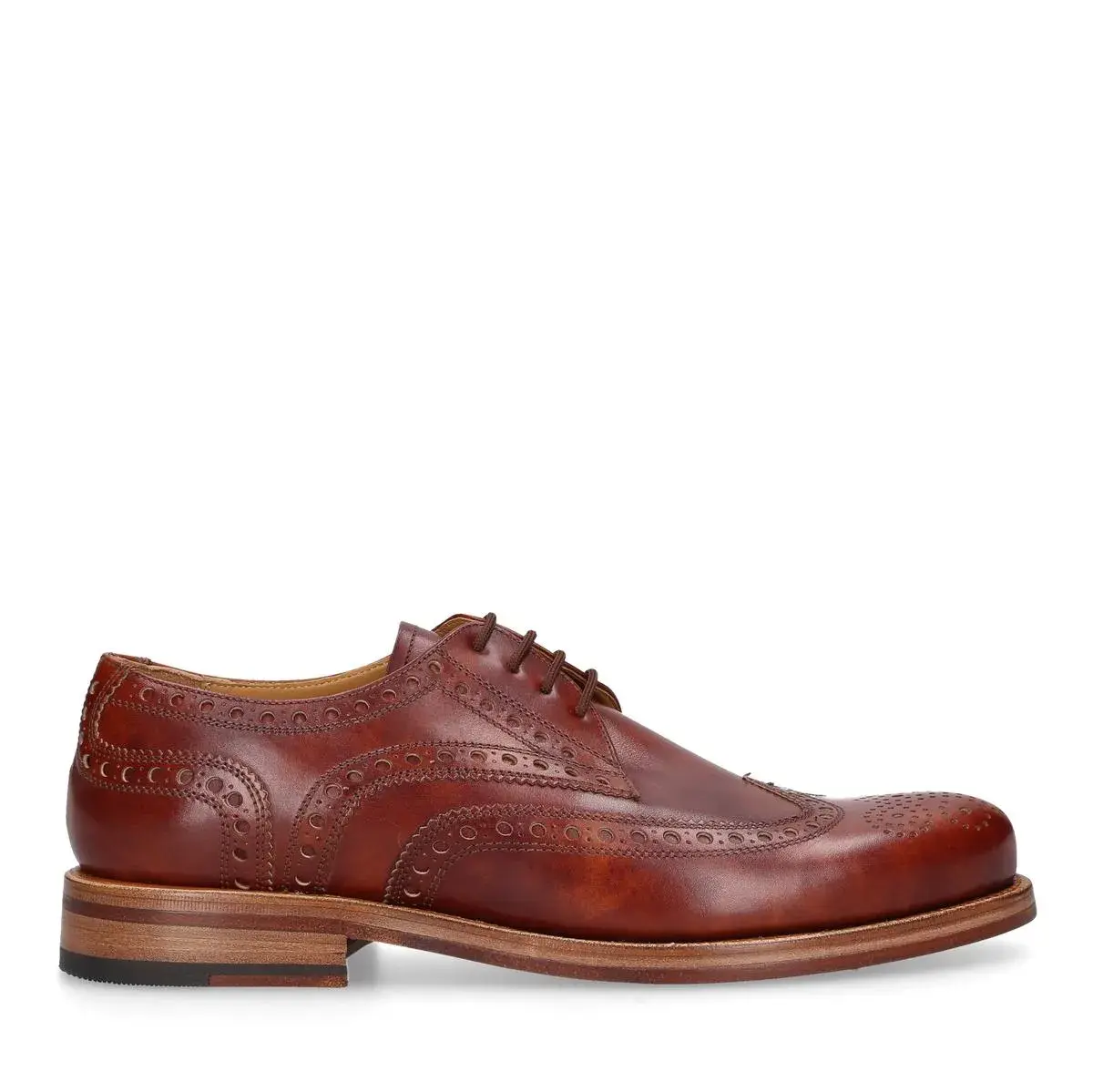 Klassischer brauner Leder Brogue Derby