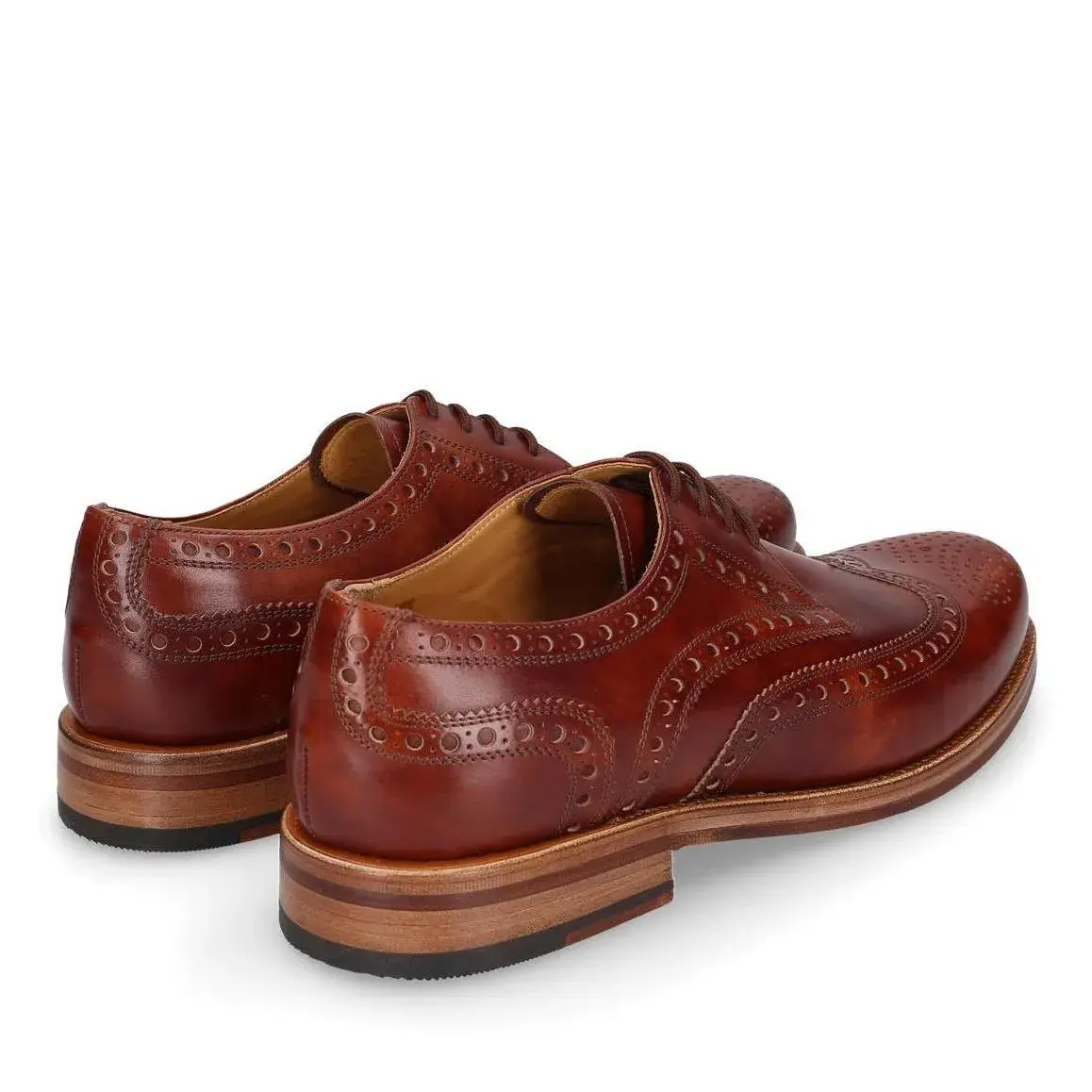 Klassischer brauner Leder Brogue Derby