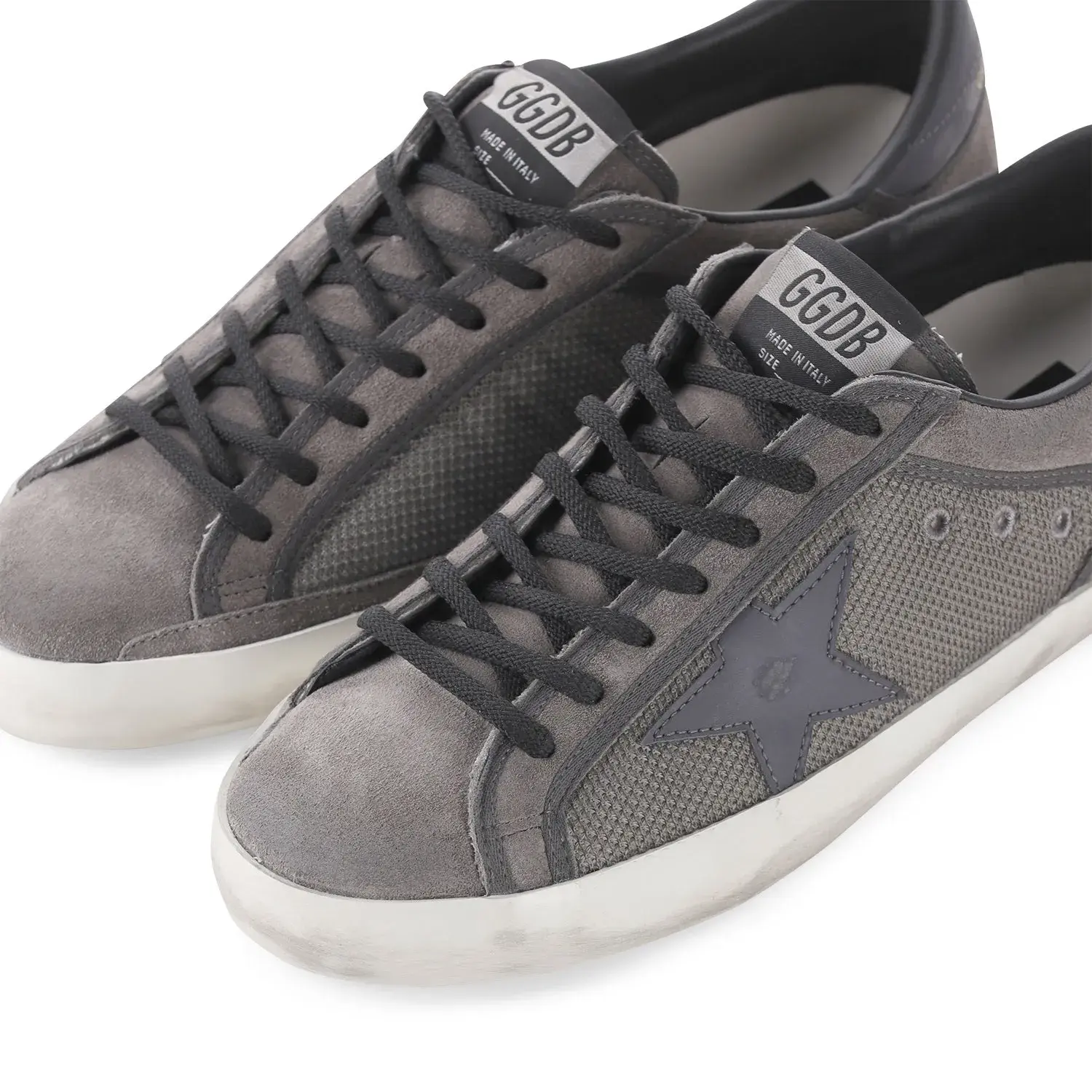 Graue Wildleder & Mesh Low-Top Sneaker